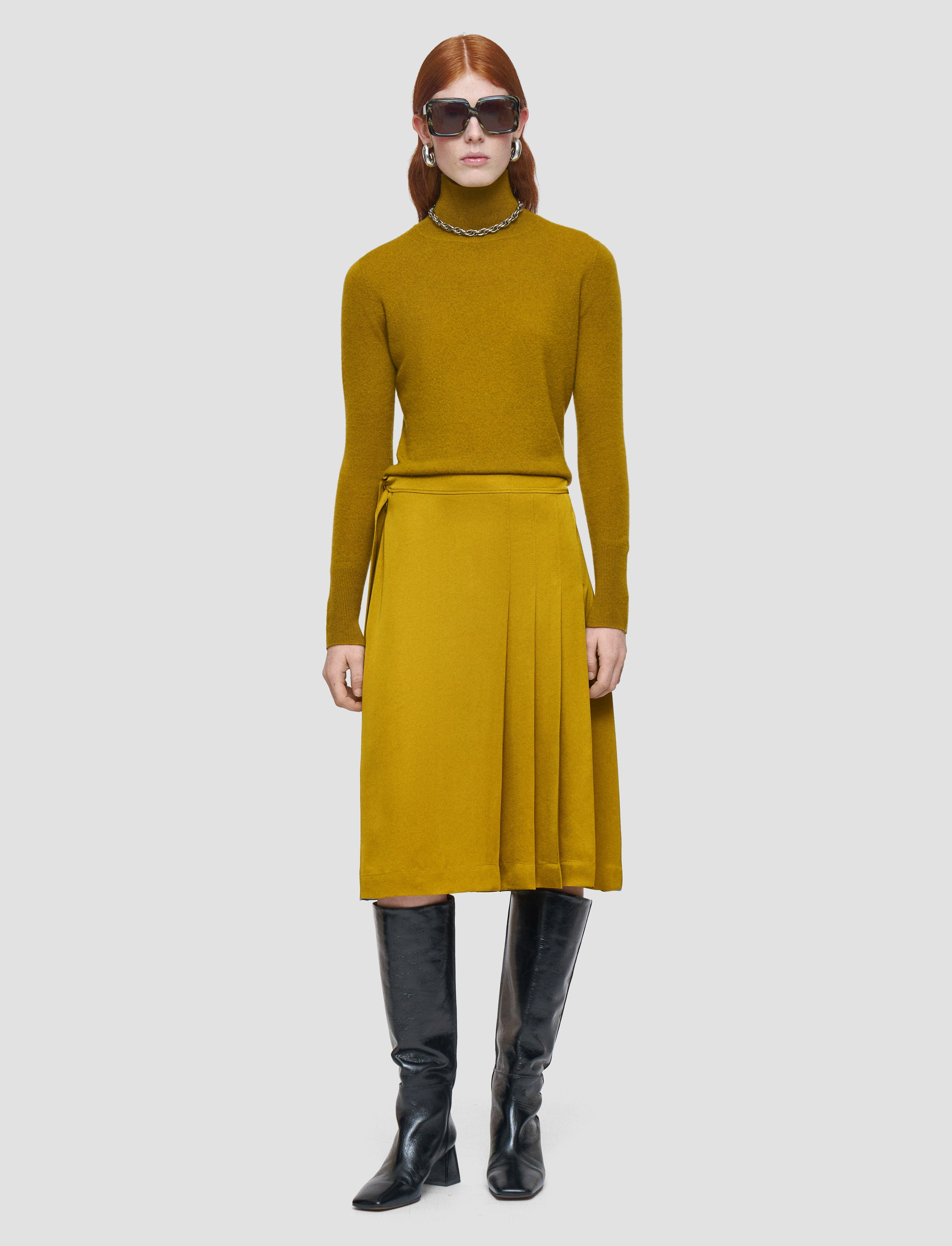 Push Button Closure Unique Feature Jeanne Light Crepe Skirt