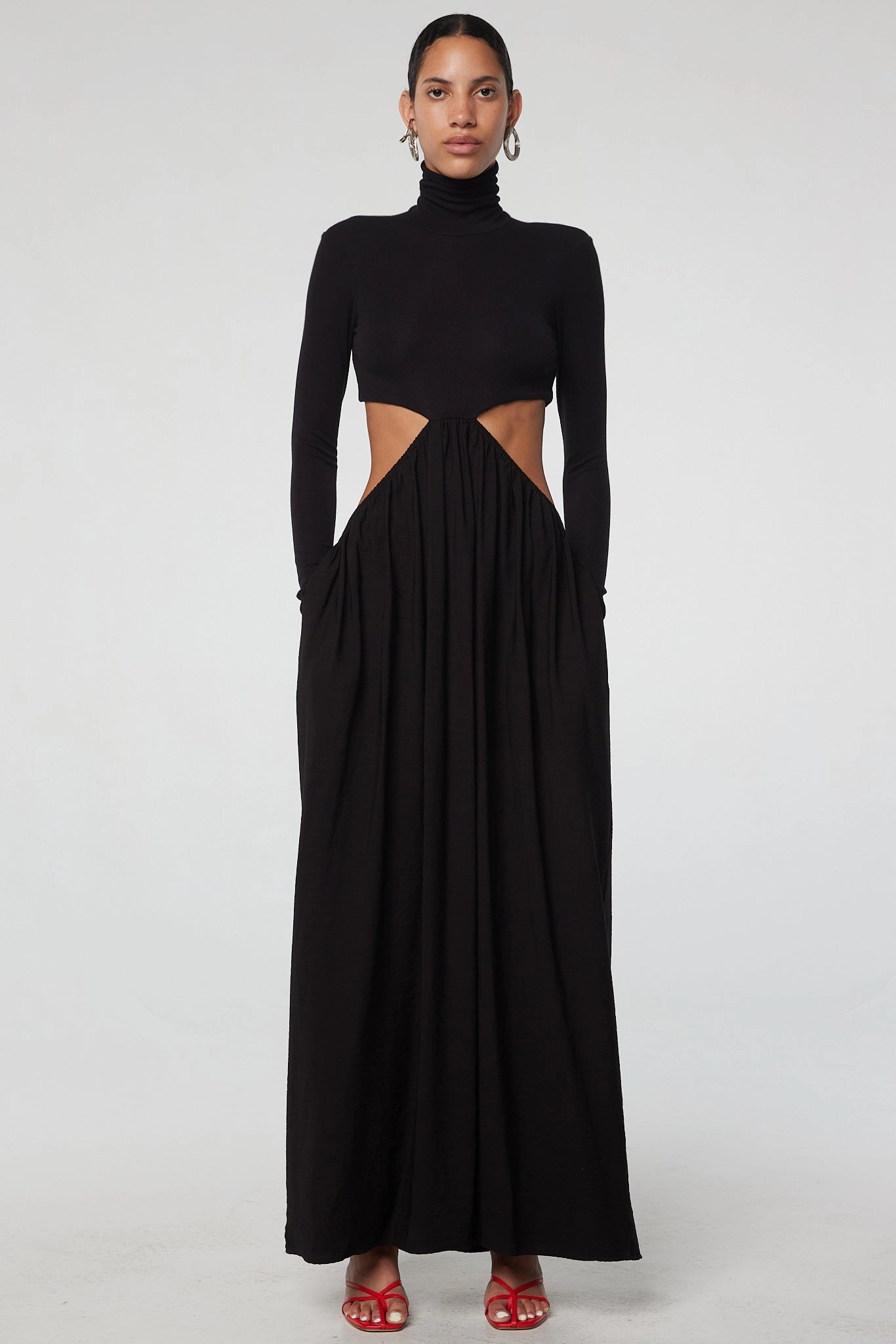 KAI DRESS Sleek long-sleeve dress