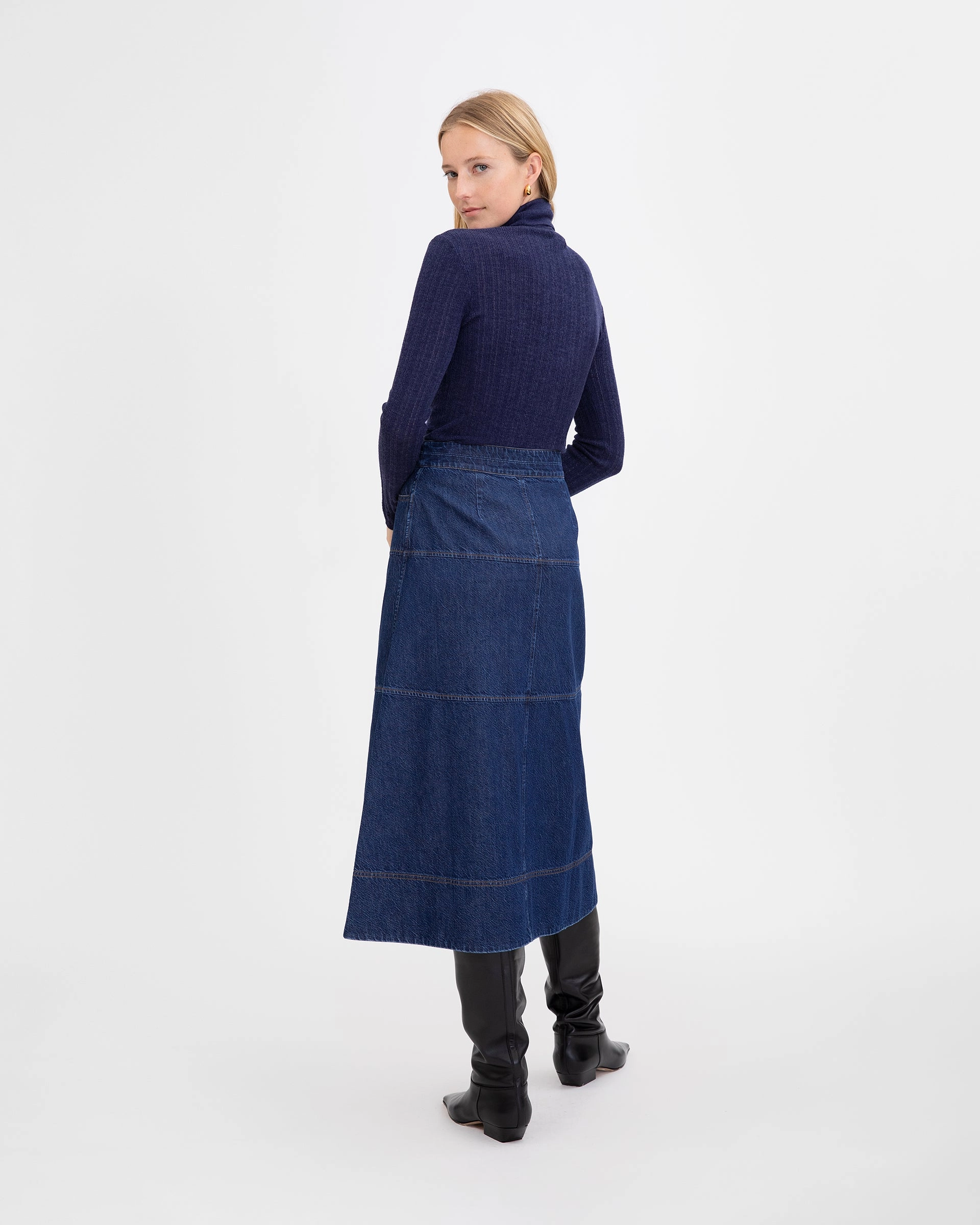 Kayden Turtleneck MultiDirectionalStretch RollUpCuff