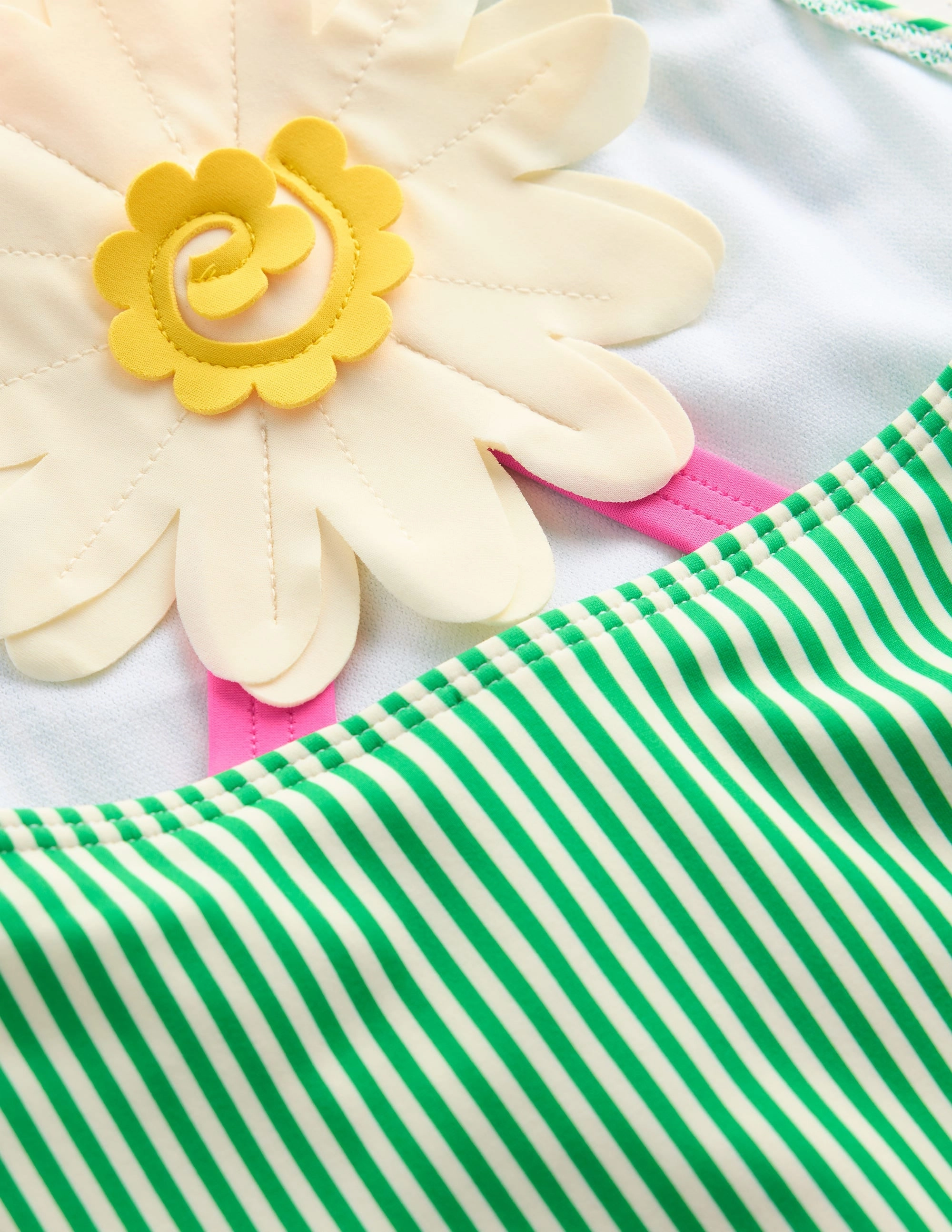 Applique Back Swimsuit-Green Daisy Relaxation Wear