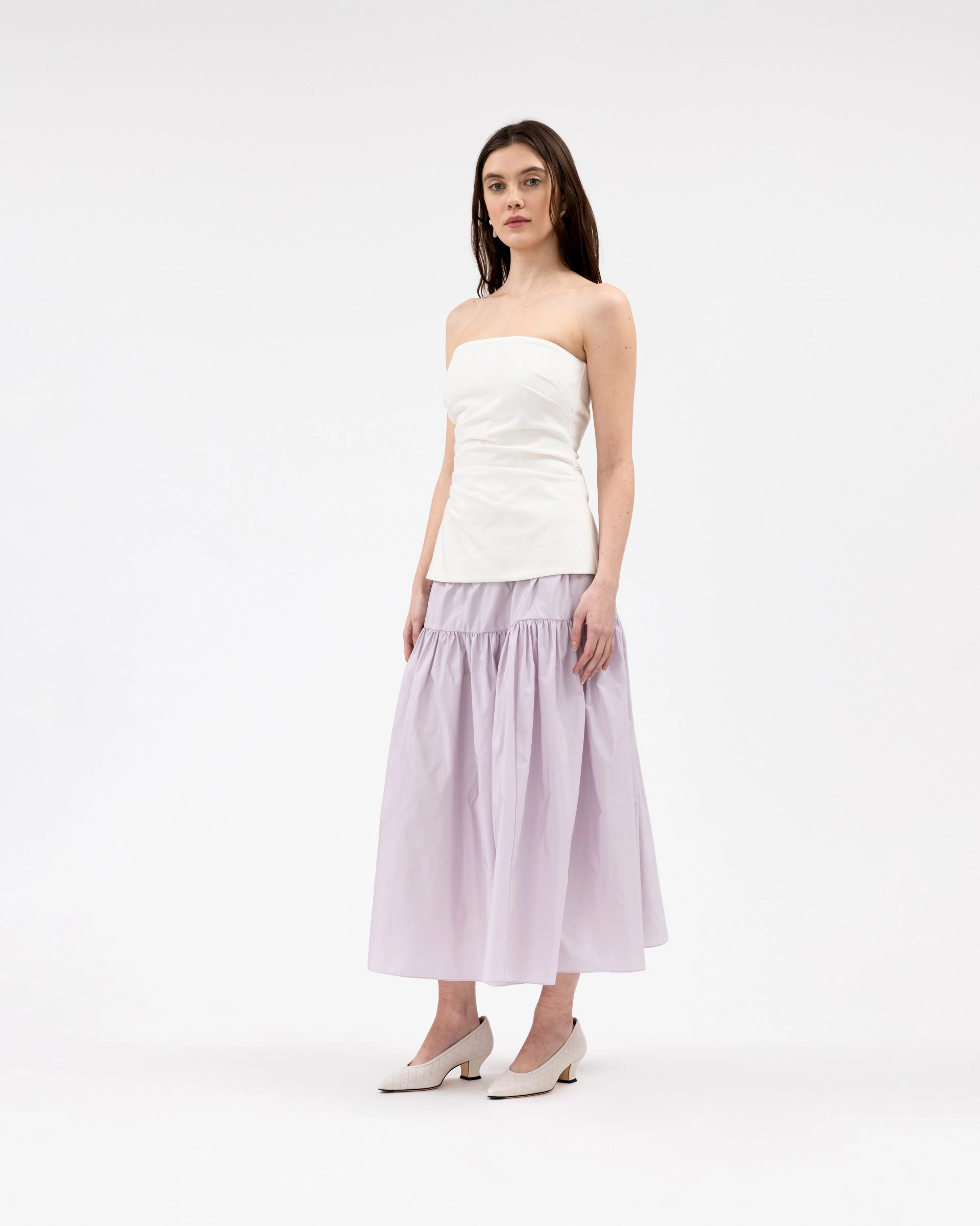 Relaxed Crew Neck Opening FrictionResistant Edges Leandra Top