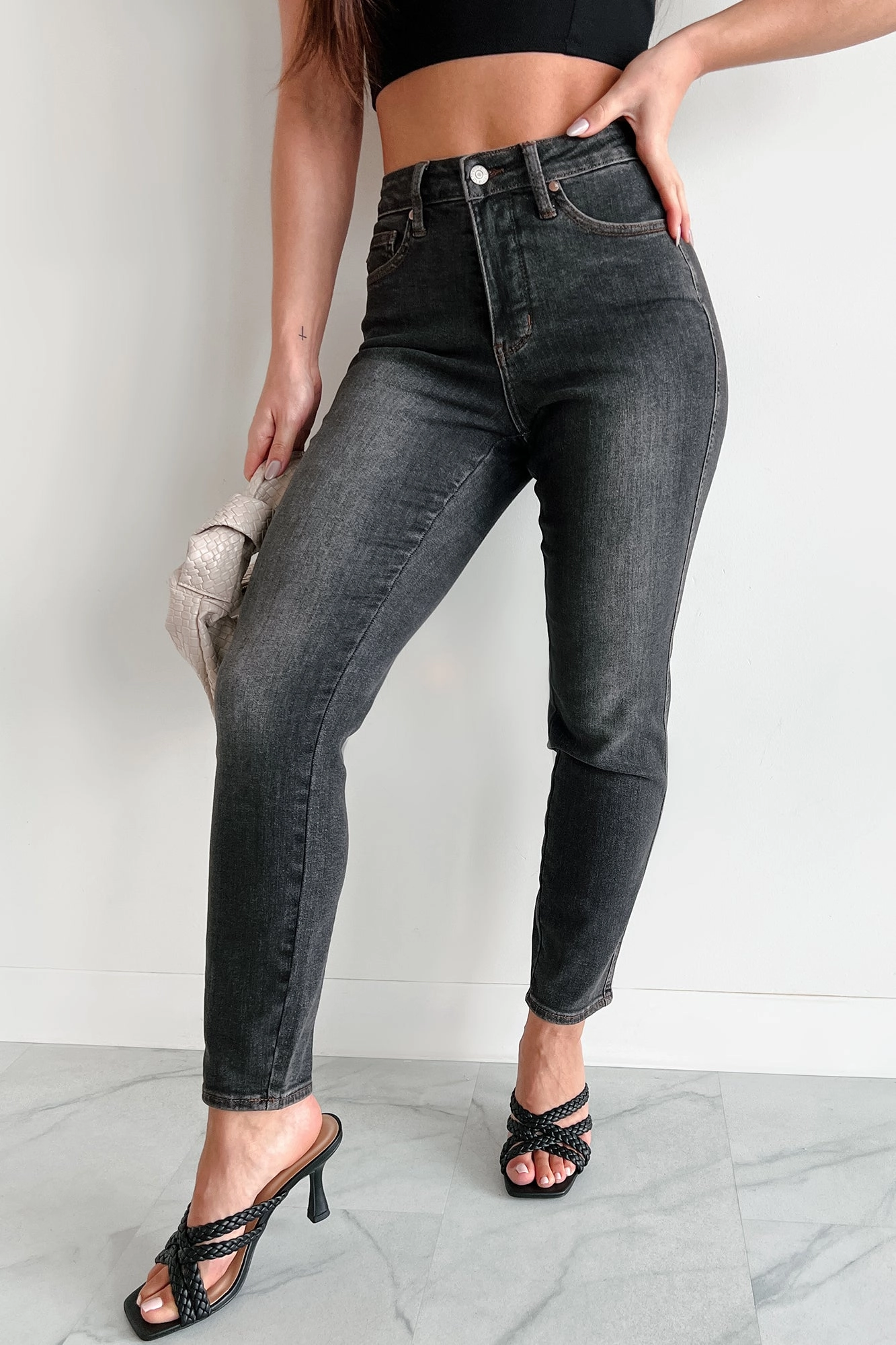 Loose Design Benji Mid Rise Tummy Control Slim Fit Judy Blue Jeans (Black)