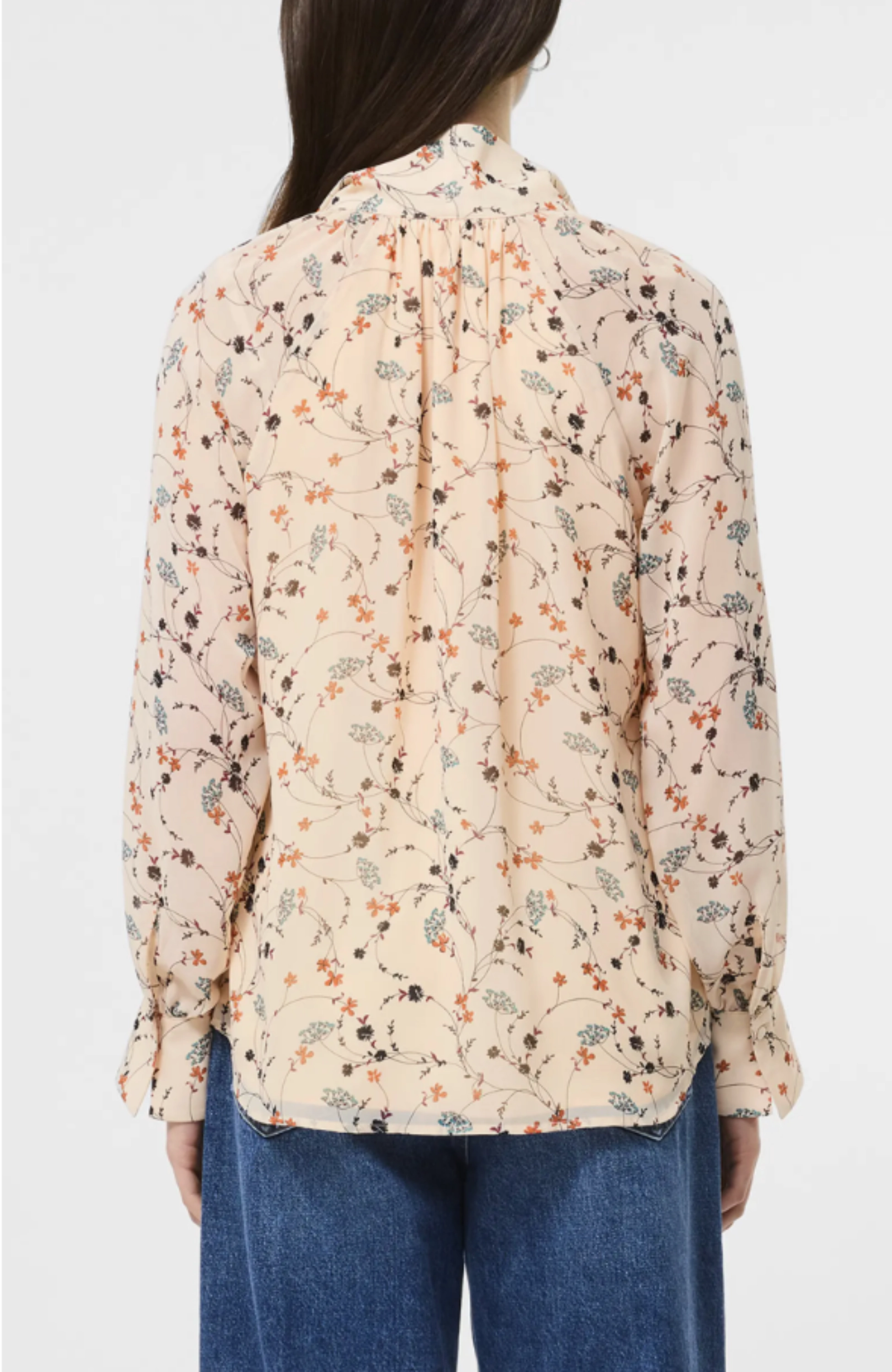 LEITHIA WHISPY CHIFFON TIENECK TOP BreathableMoistureBarrier summer top