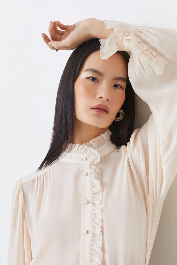 TumbleDryFriendlyMaterial Comfort Cushion Neckline LEONOR SHIRT