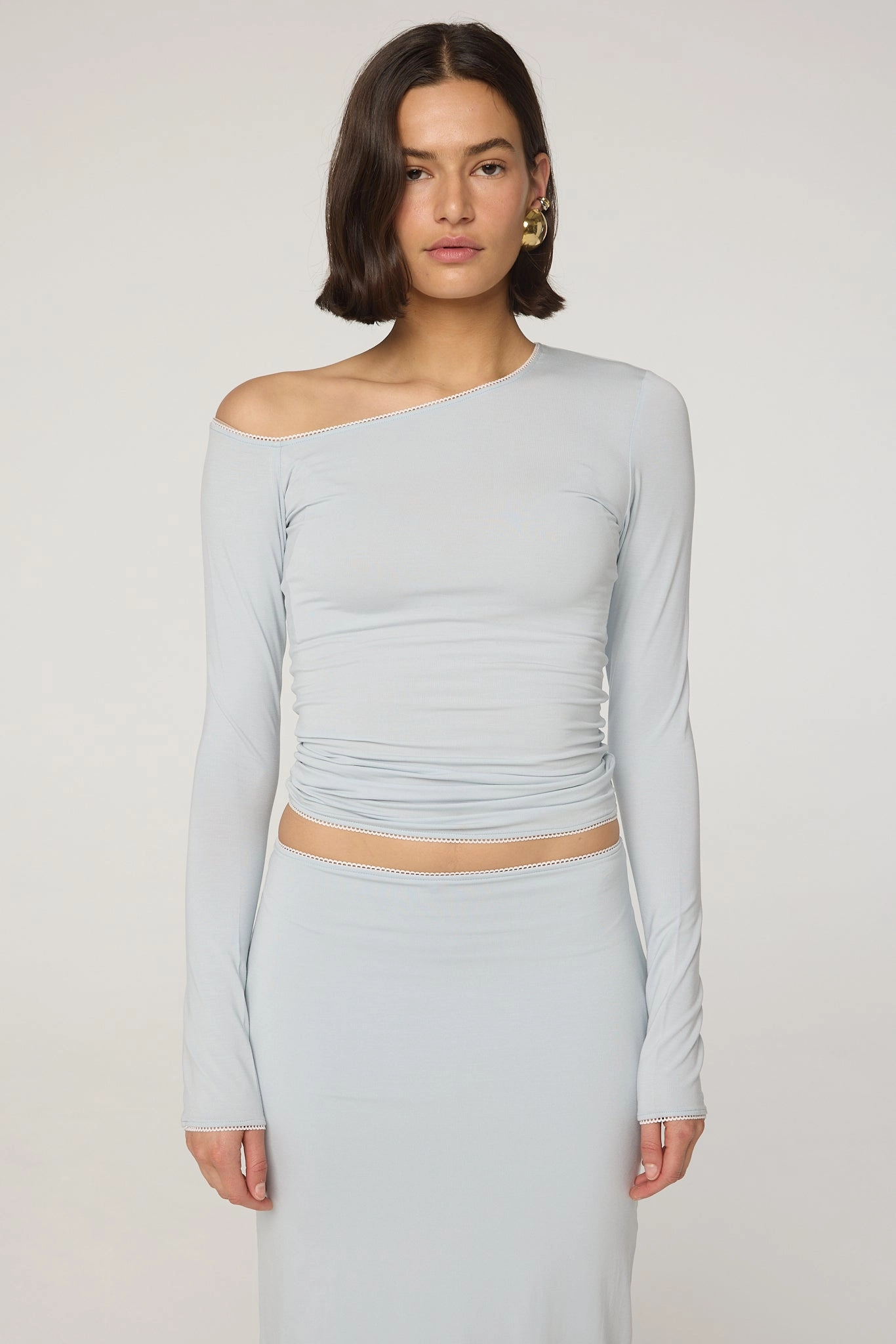 ADRIRA TOP MultiPanel Design OdorResistantFinish