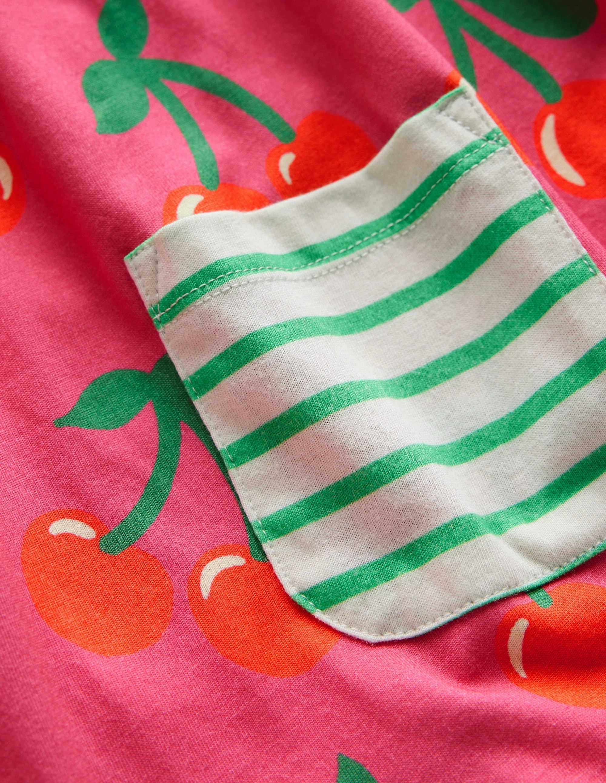 Flexible Knit Fabric Durable Color Retention Long Sleeve Printed Tunic-Sorbet Pink Cherries