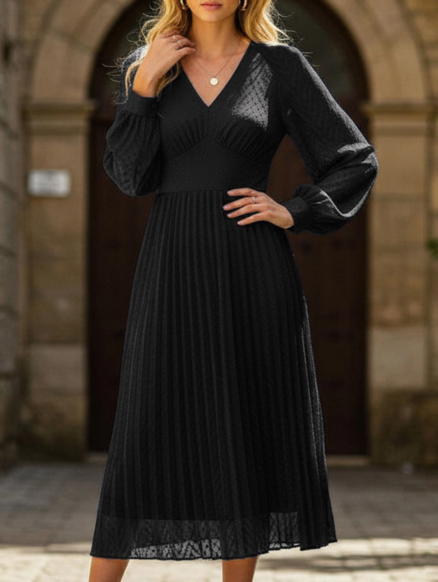 Soft Touch Long-sleeved pure color dress with high-end feel