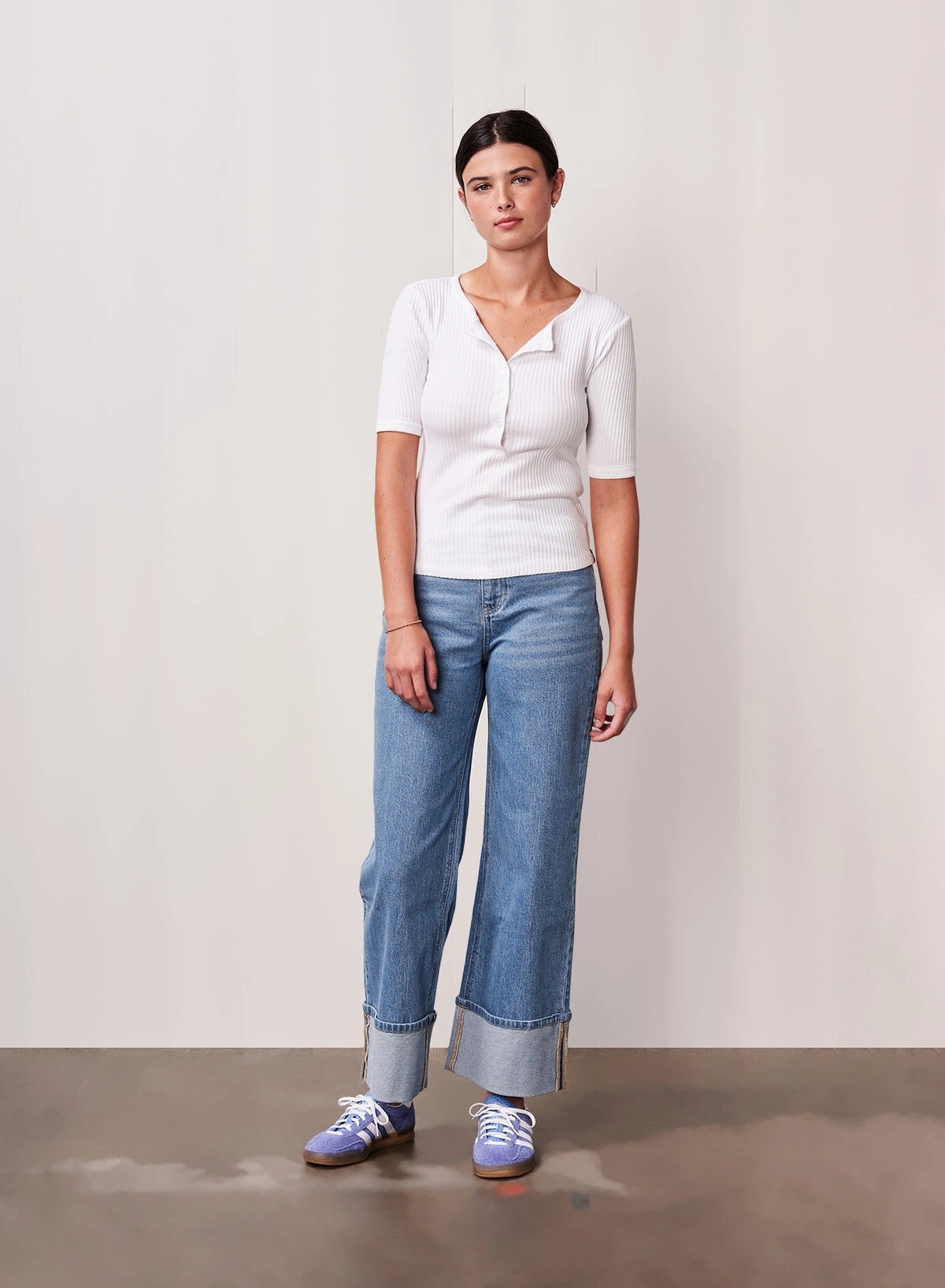 MoistureWicking Material Basic Sweatshirt LUXE THERMAL SHORT SLEEVE HENLEY