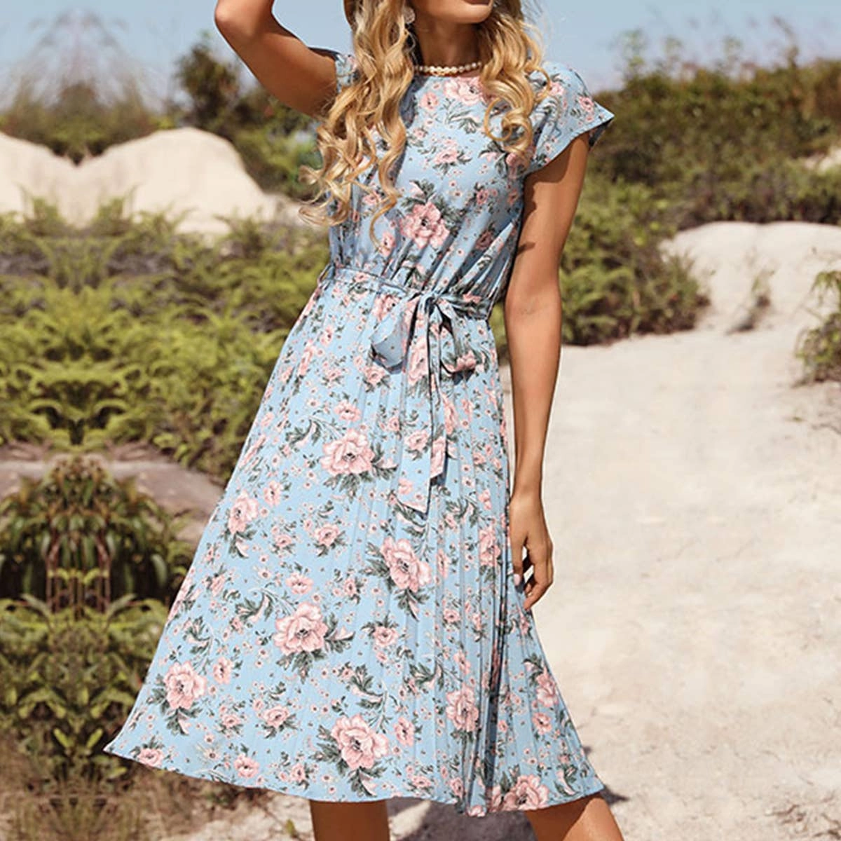 Blue floral print holiday dress_CWDSD3390 Luxe Touch