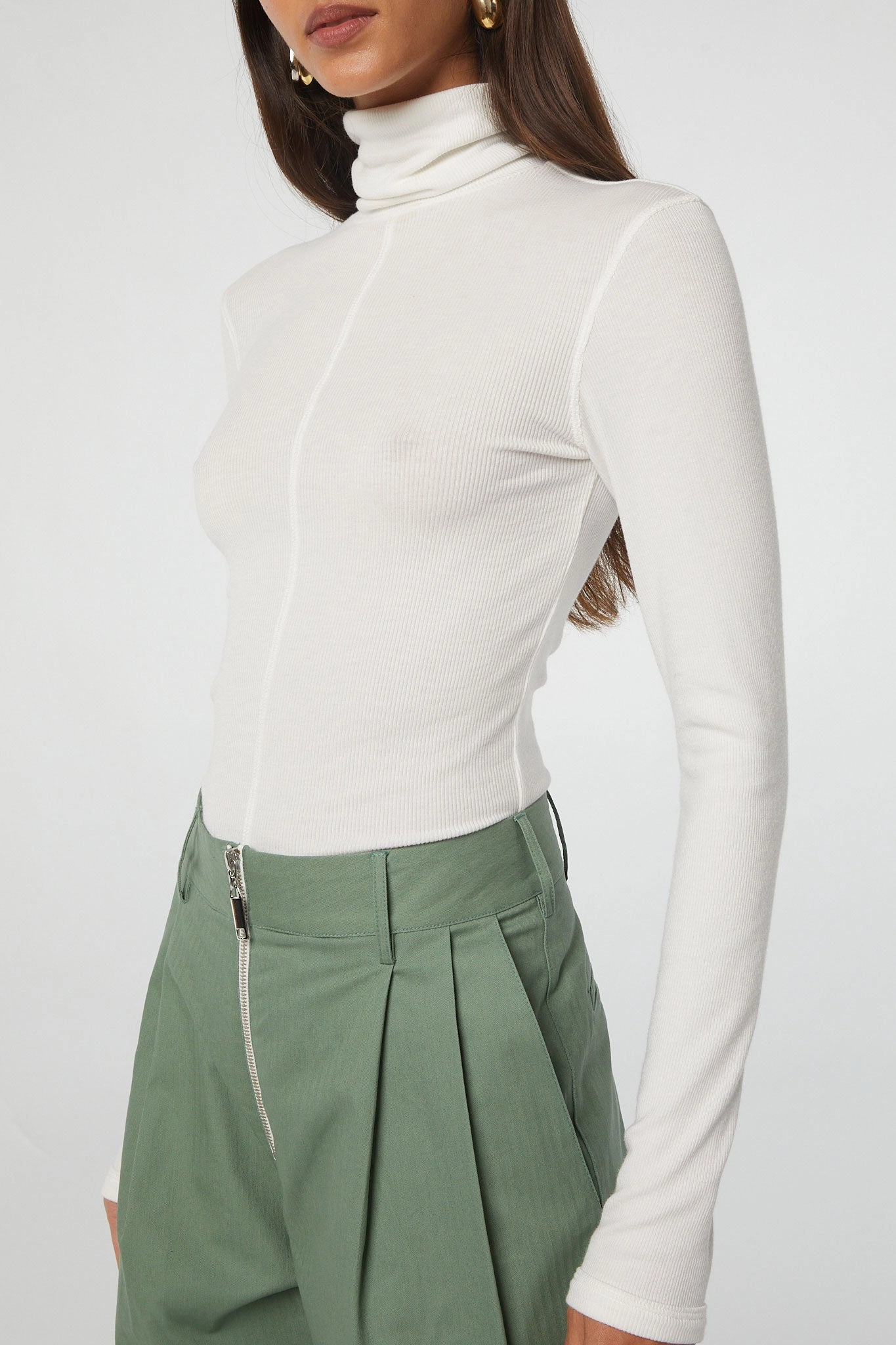 MADS TURTLENECK TOP Resilient Fabric Blend