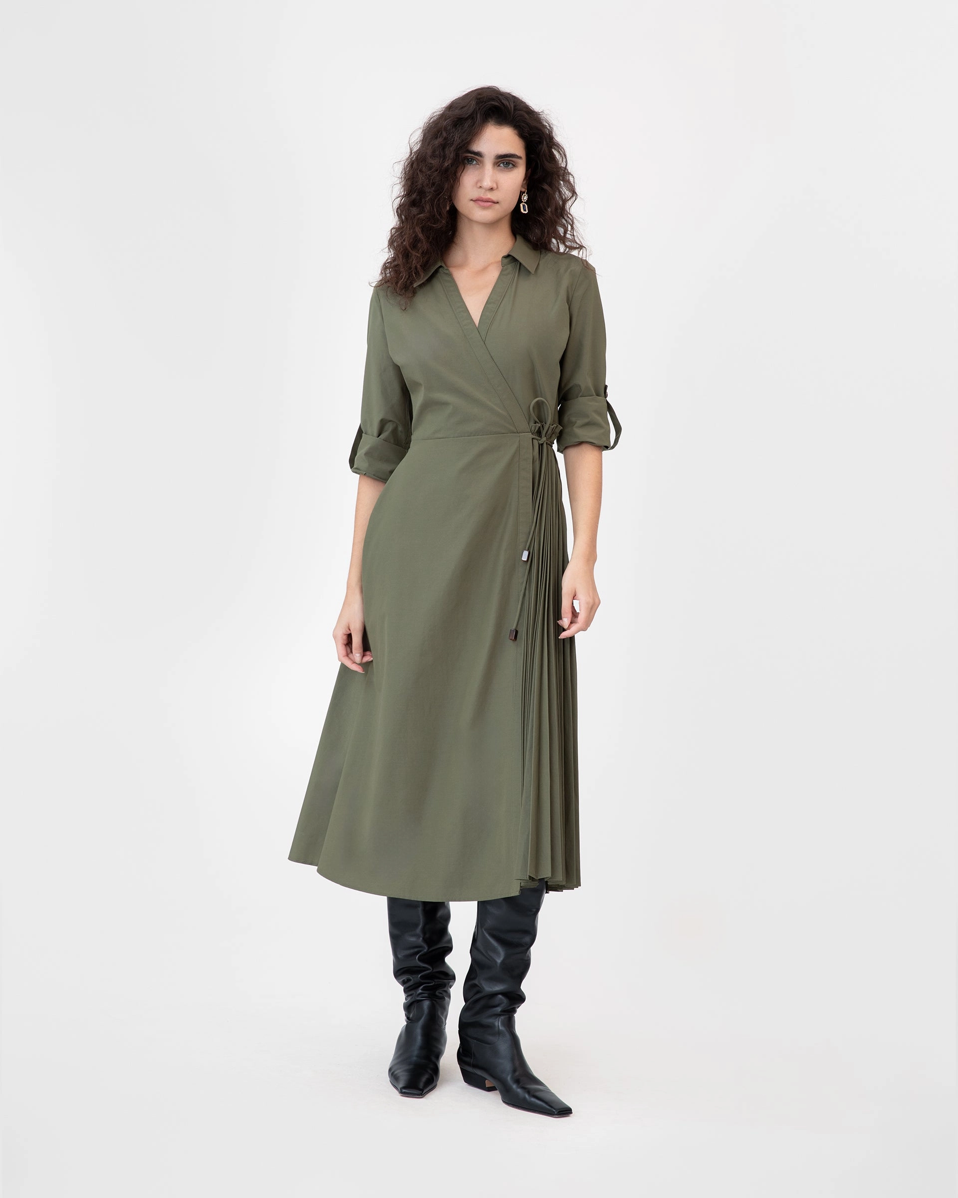 Farm Air Elastic Fit Long Sleeve Midi Shivon Dress