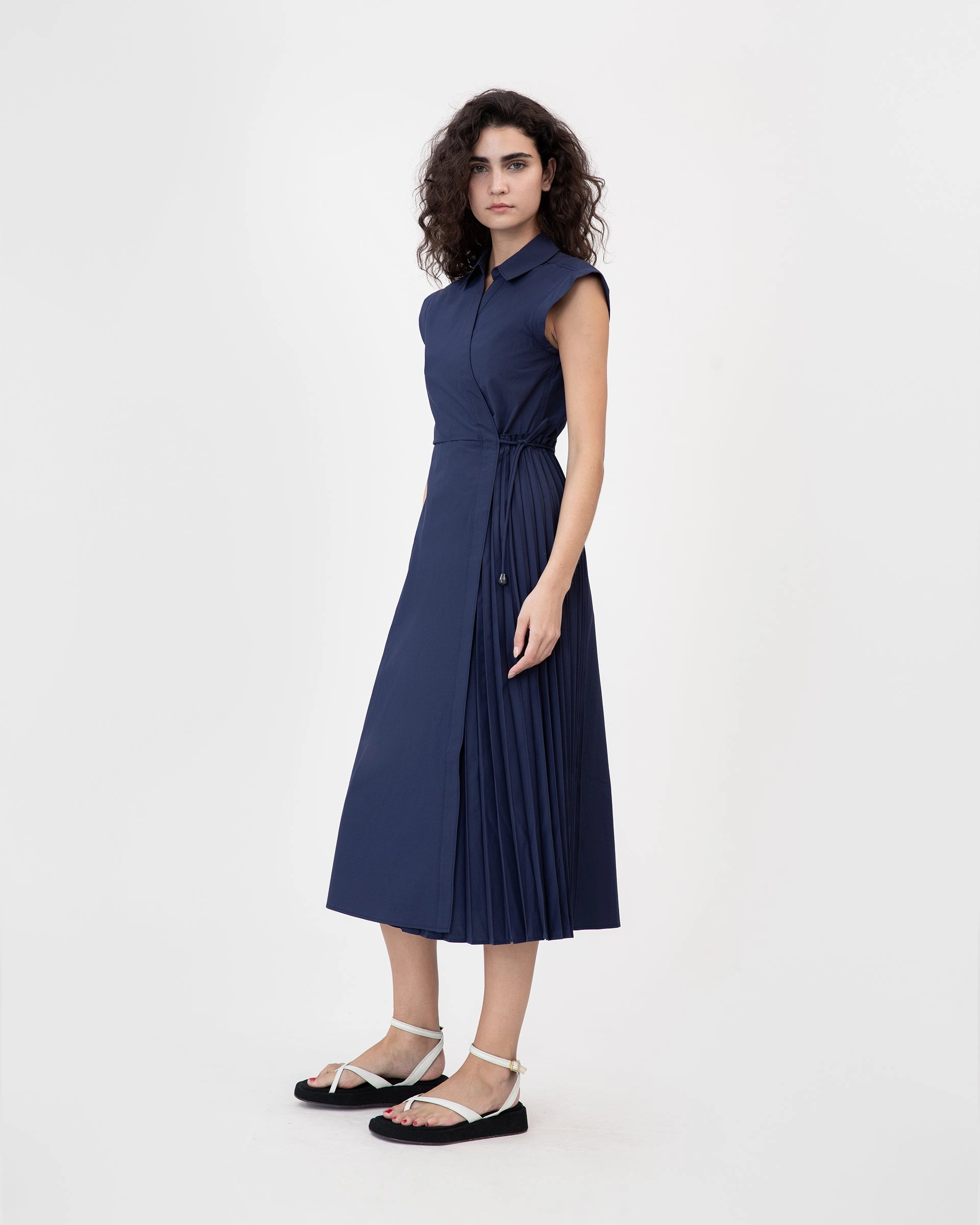 Comfort and Elegance Breathable-Lining Midi Shivon Dress