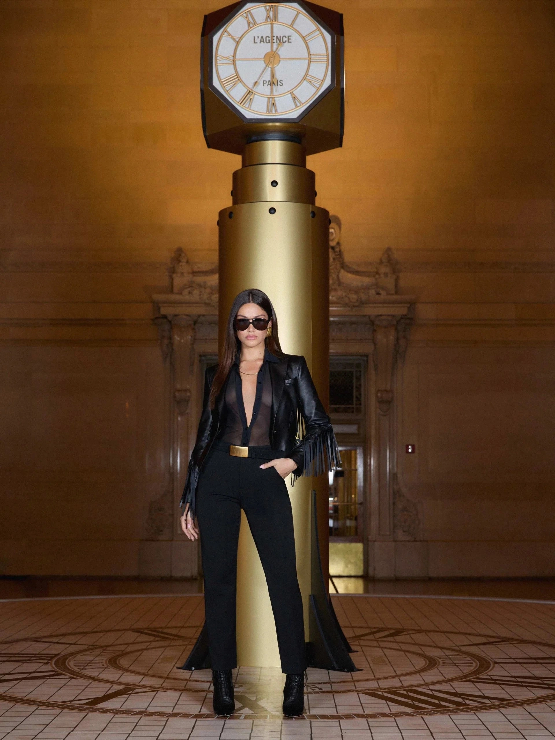 Indiana Fitted Mesh Blouse HighStretchElastic Easycare