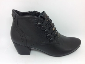 Waterproof Outdoor Trek New Unity Leather ~ Cherry ~ Black SOLD OUT