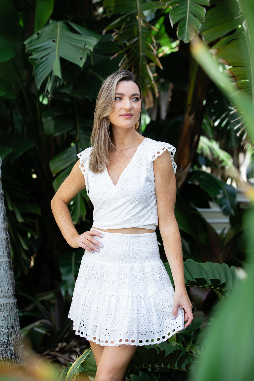 Newport Set Skirt / White Bold Finish Cool Details