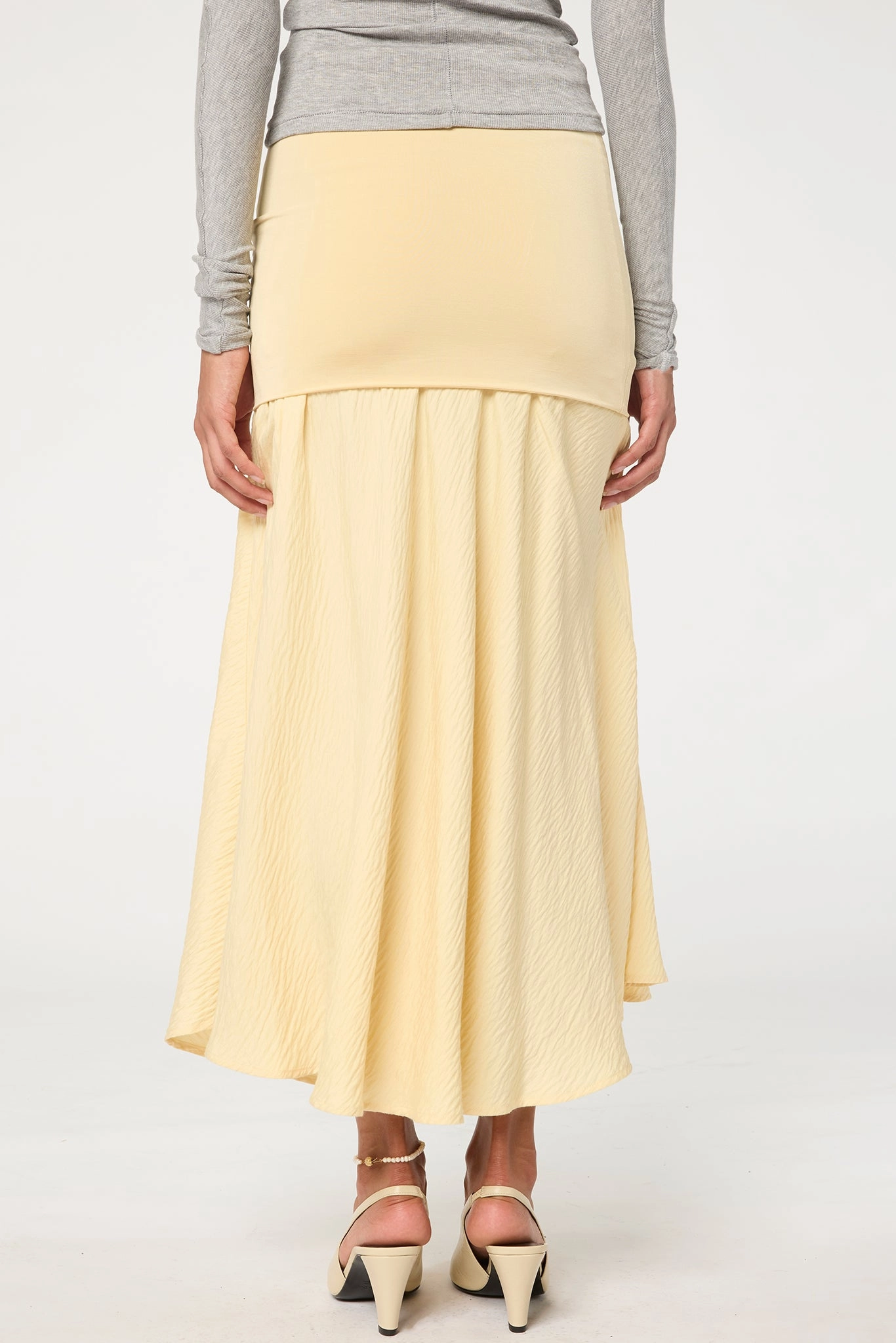 MARI SKIRT Low Bulk Design Temperature Regulating