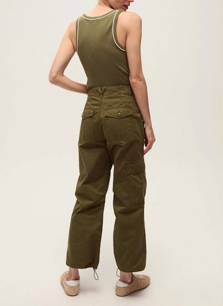 Birke Tank with Contrast Piping Stone Army Stretch Waistband Design