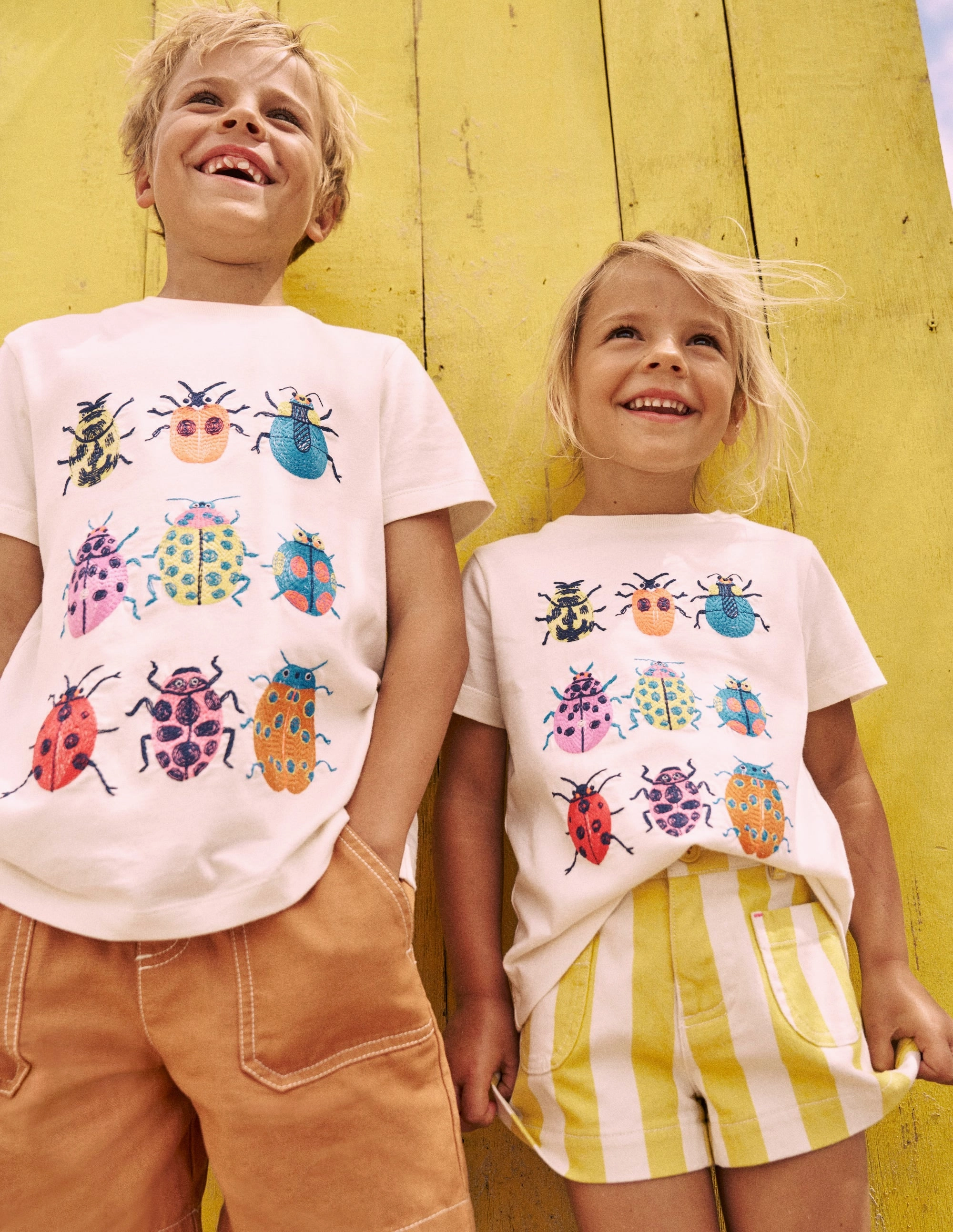 Patch Pocket Shorts-Pineapple Yellow Stripe Classic Vibe UV resistant