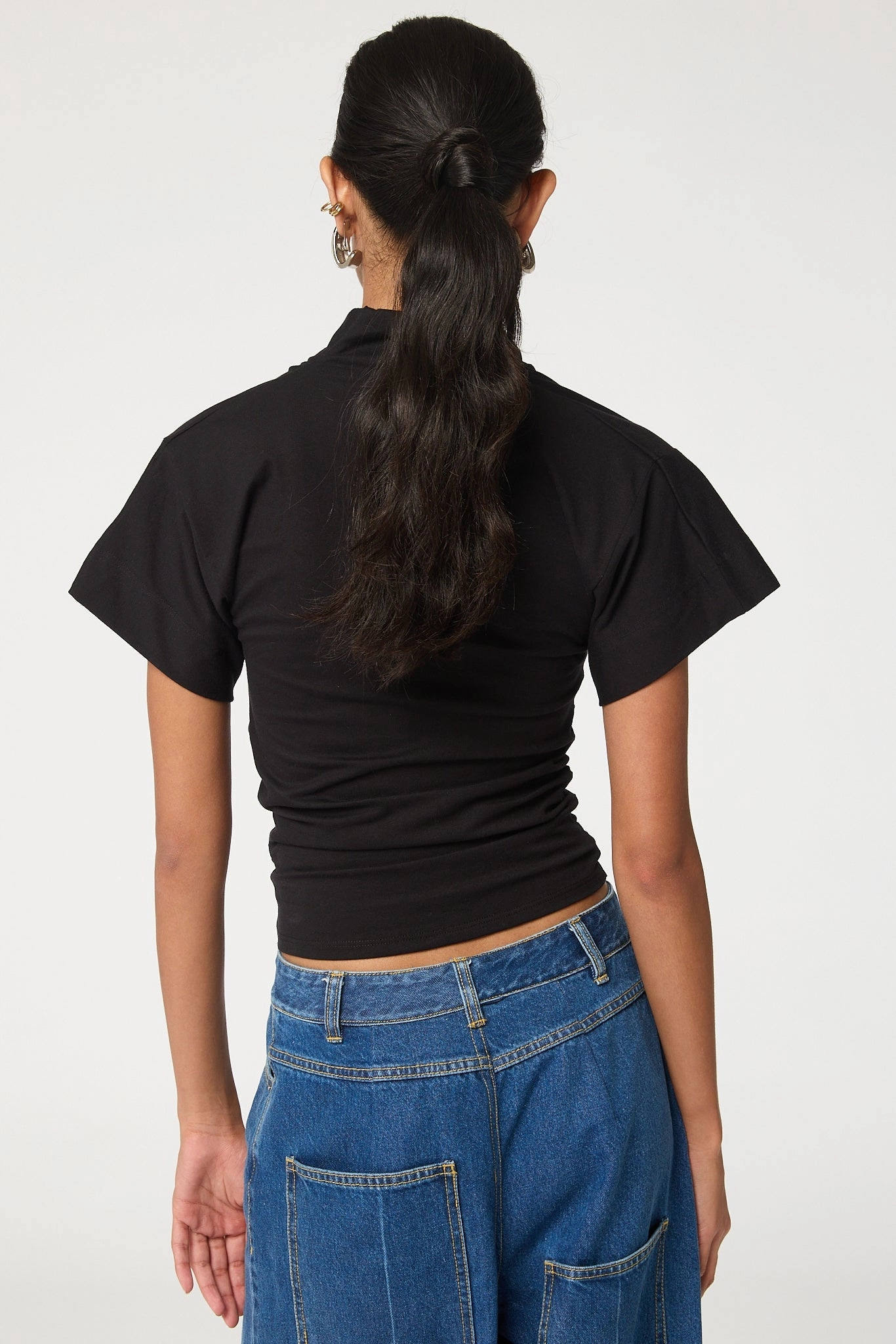 PENELOPE T-SHIRT Multipurpose Layering Piece Bamboo Fiber Fabric