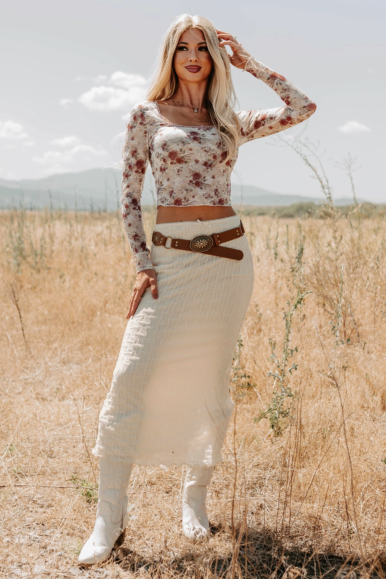 Contoured Panel Design High Durability Stitching Polished Ease Textured Lace Maxi Skirt (Ivory)