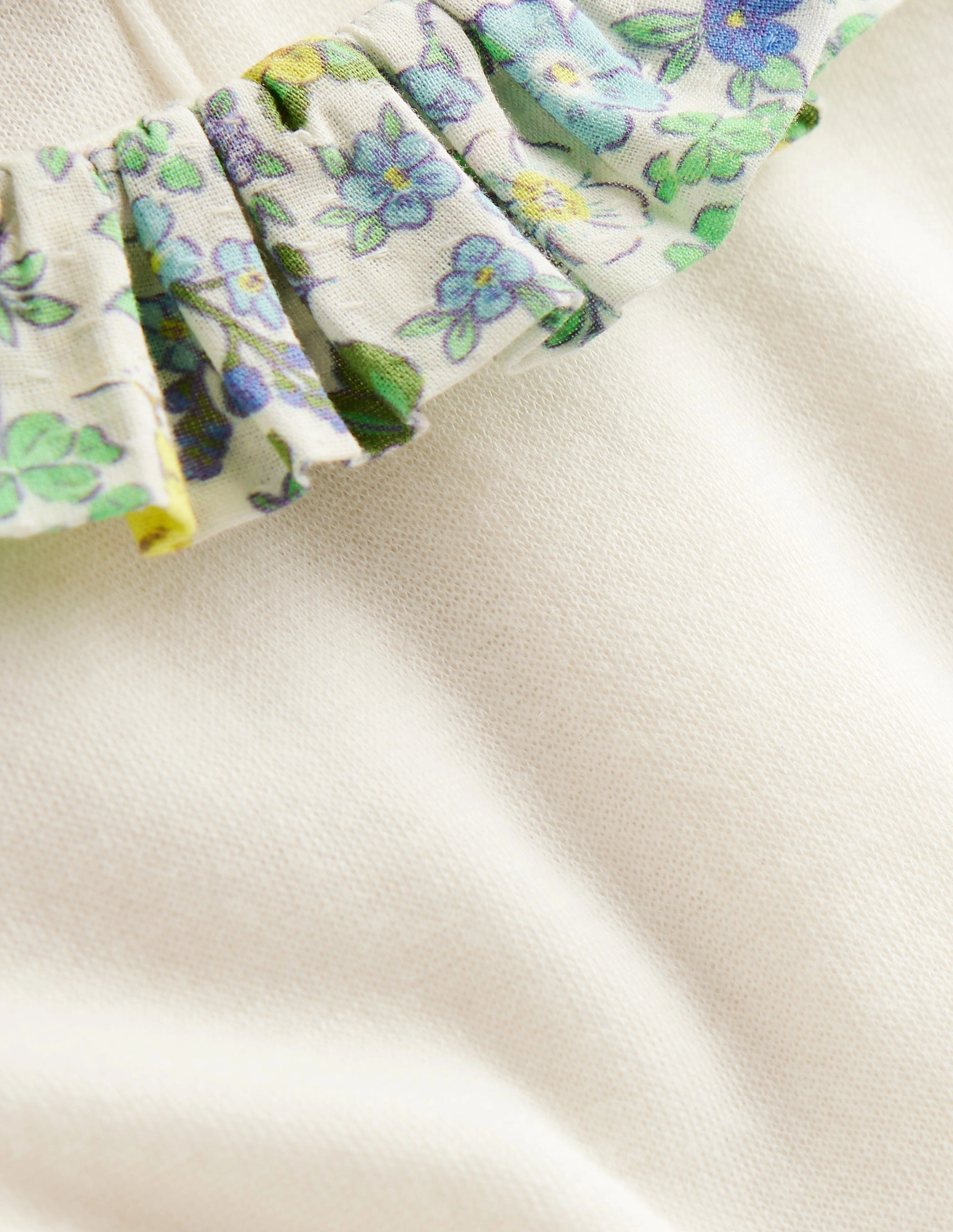 Music Premium Nostalgic Play Set-Multi Chick Floral