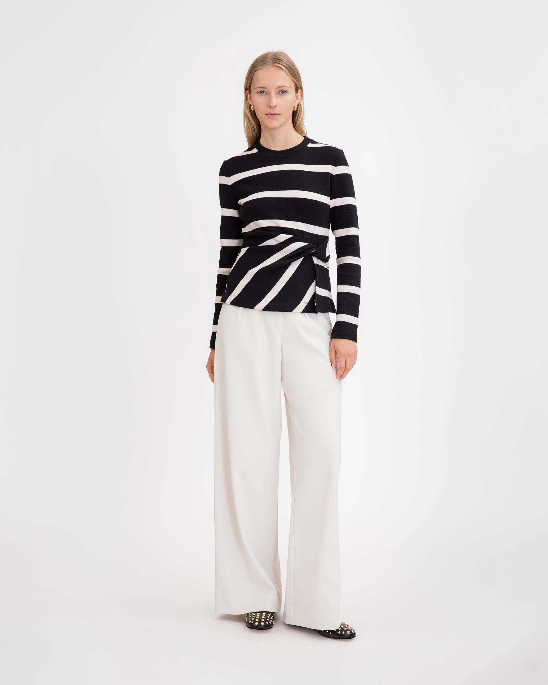 Wren Pant Light Design