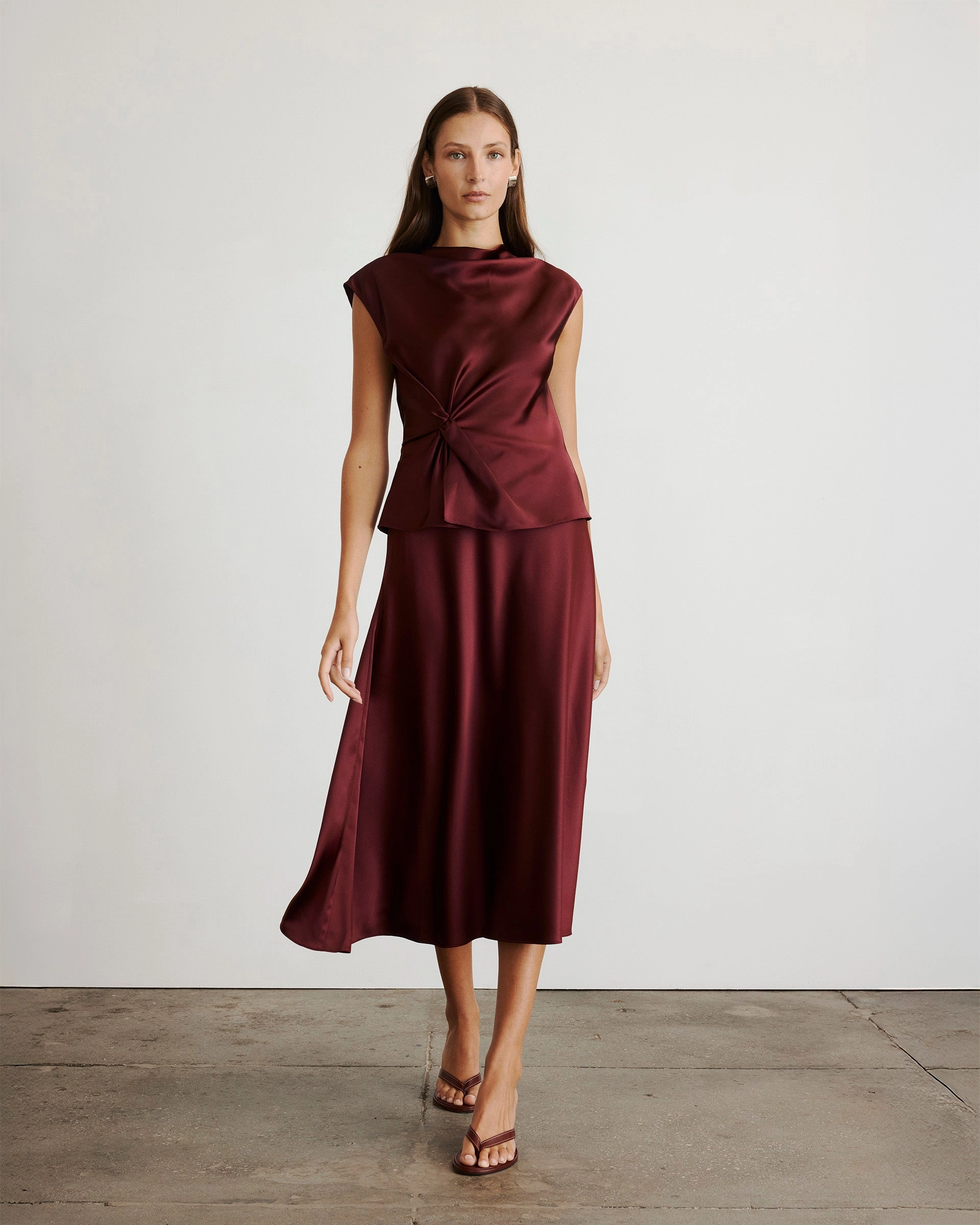 Cool Fabric High Collar Protection Design Robin Top