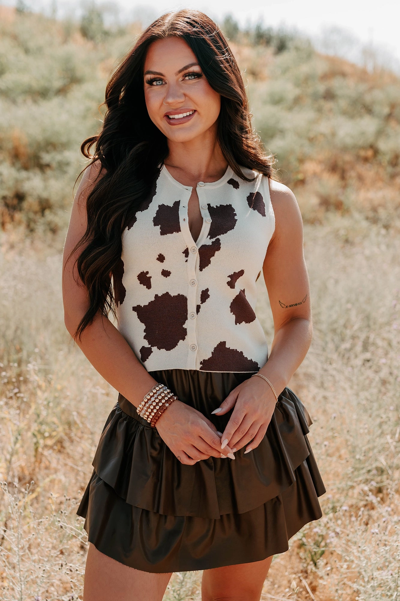Rodeo Glow Sleeveless Cow Print Top (Beige/Brown) DoubleStitching