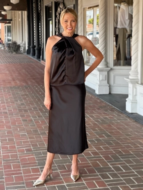 Non Irritating Texture Stretchable Waist Satin Bias Cut Skirt in Black