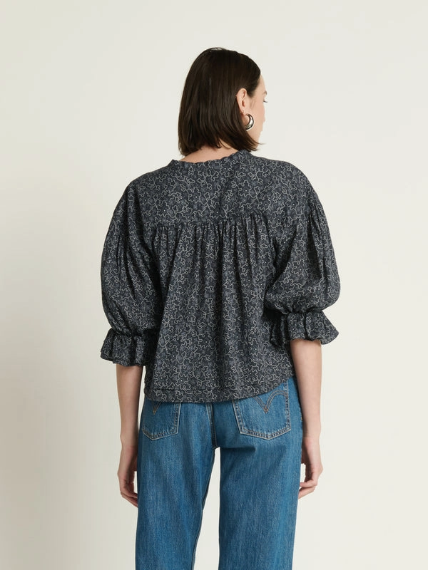 SCARLET PINTUCK BLOUSE YarnDyedQuality BreathableMaterial