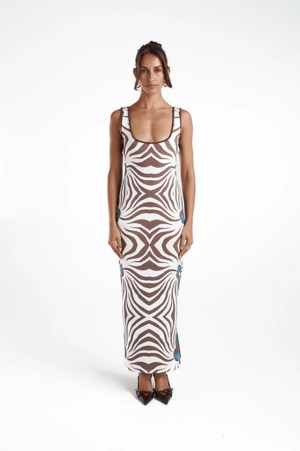 Flowy Texture Smooth Edge Scoop Neck Maxi Dress Nautilus