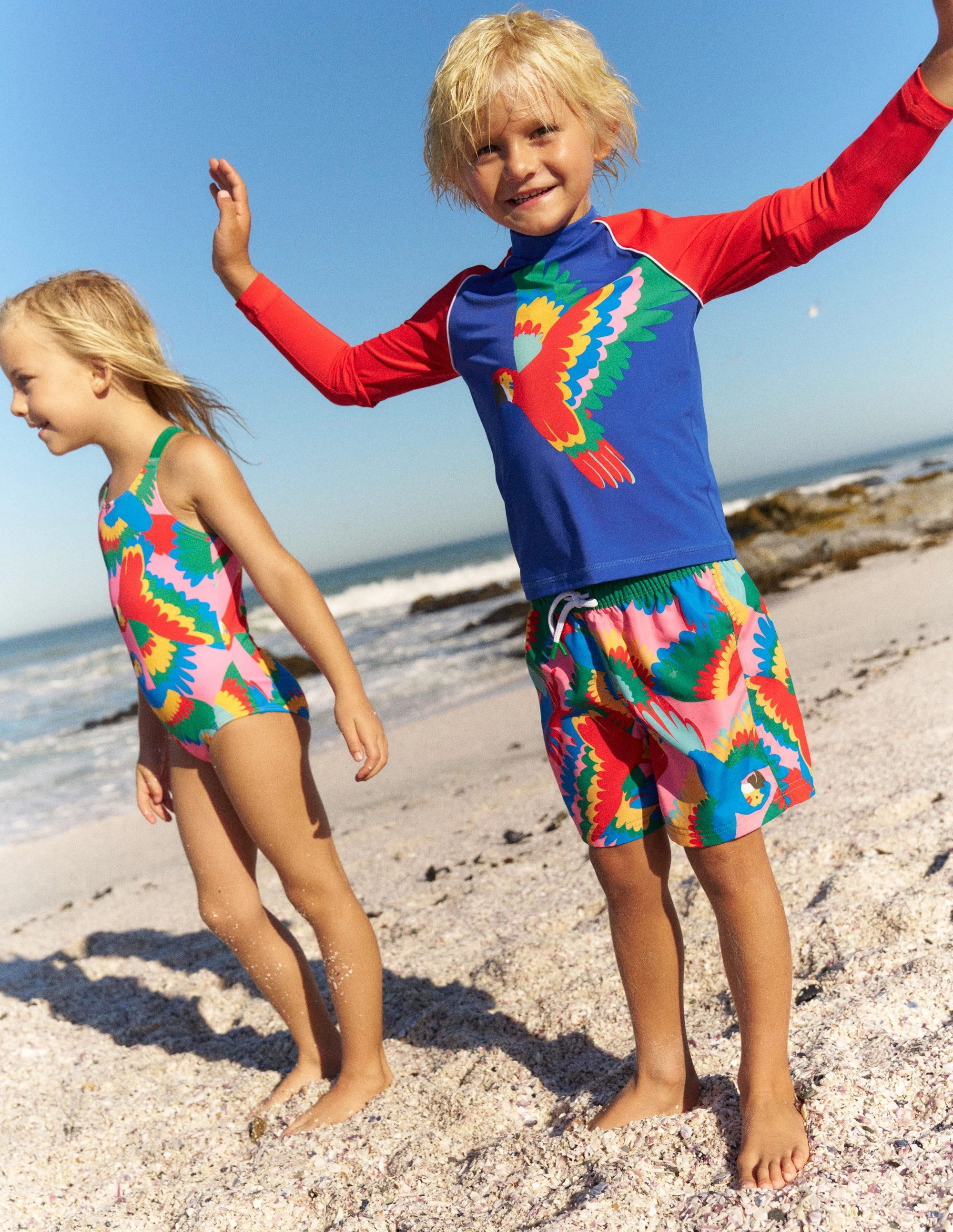Ocean Getaway Logo Rash Vest-Multi Rainbow Parrot