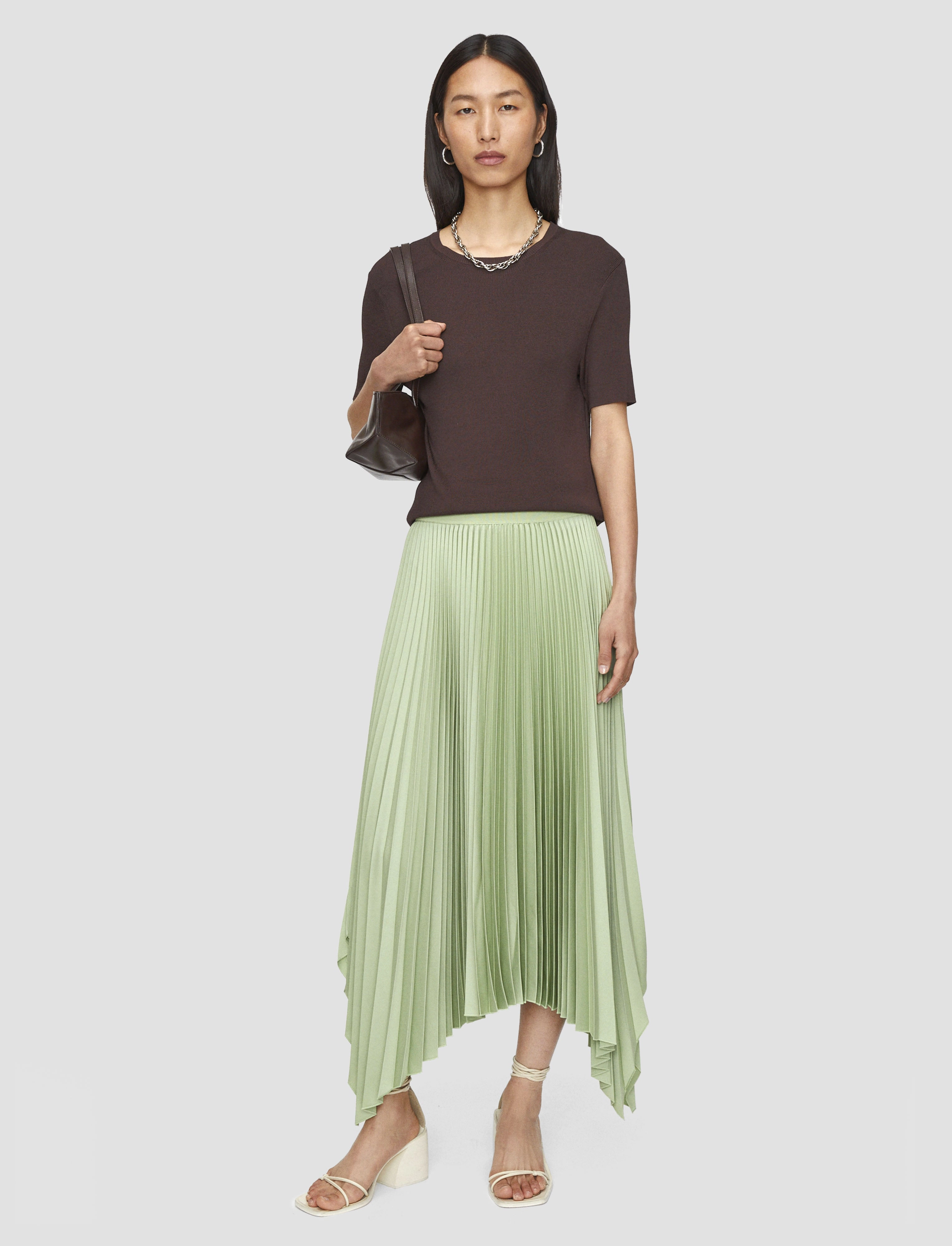 flowy silhouette Ade Knit Weave Pliss Skirt