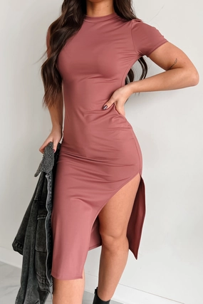 Soft Appearance Shayla Open Back Midi Dress (Red Mauve)