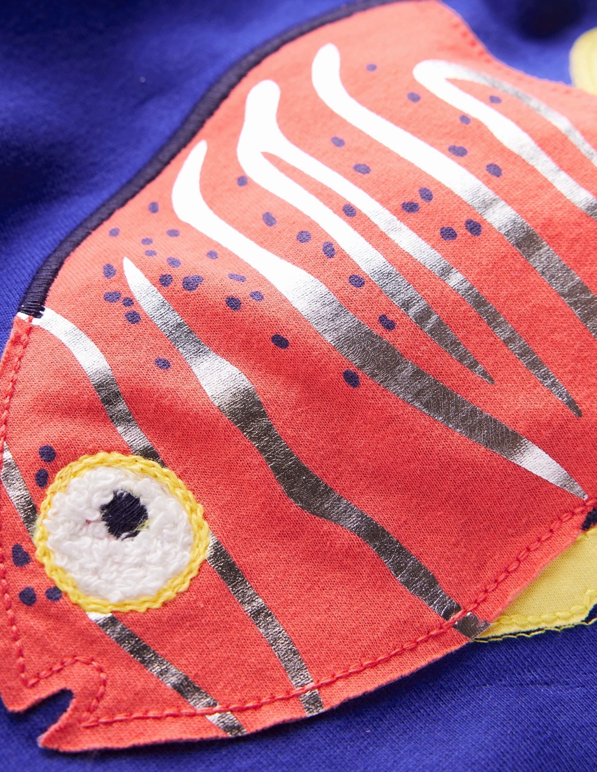 Short Sleeve Appliqu T-shirt-Sapphire Blue Fish TemperatureRegulating Fabric LightweightConstruction