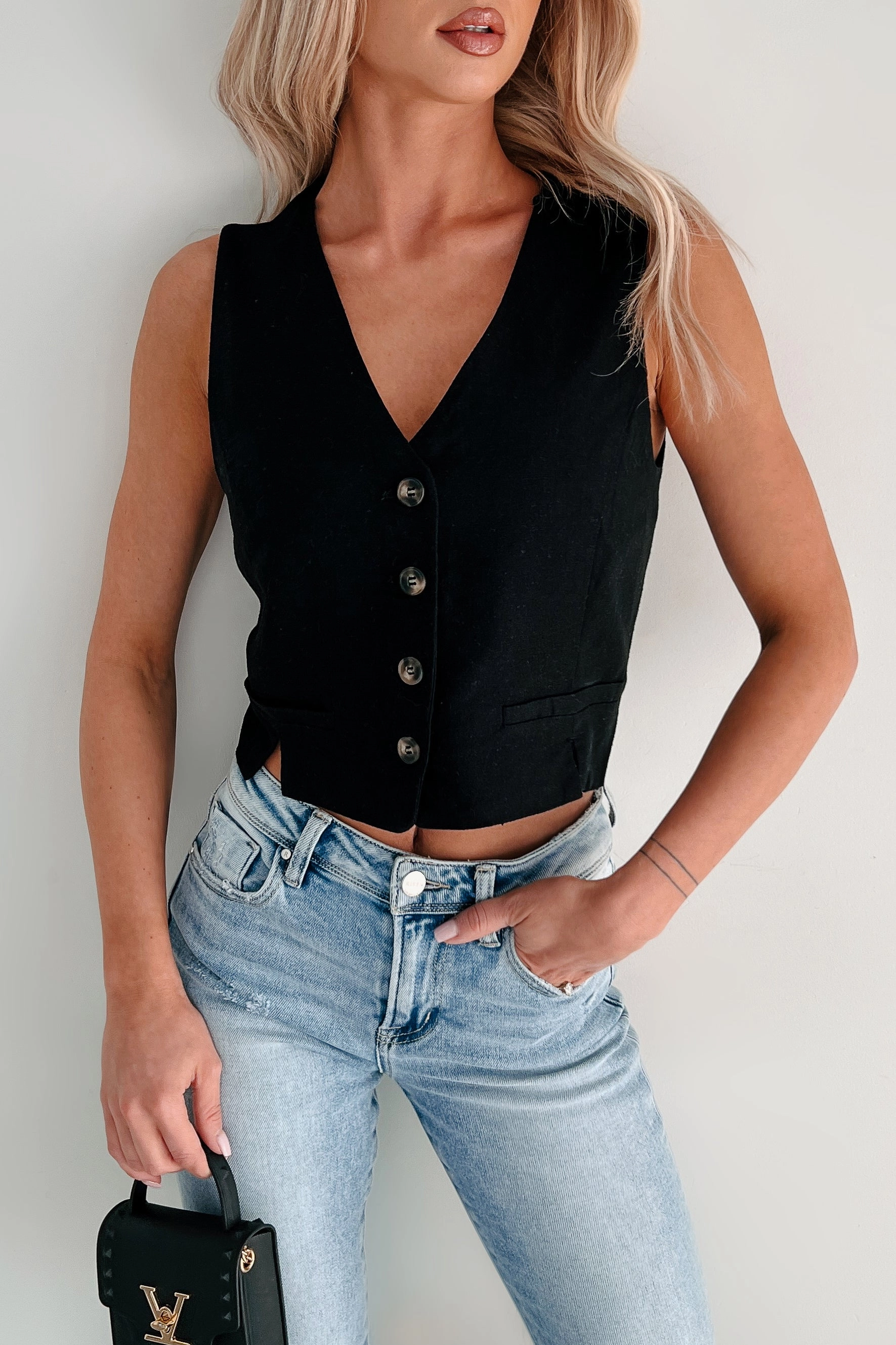 Multipurpose Design Durable Reinforced Shoulders Suit Up & Show Up Tailored Linen Vest (Black)