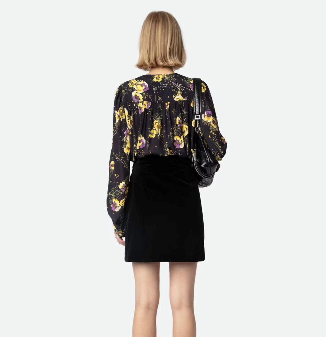 Modular Pocket Layout Turin Crepe Blouse Black Yoko Floral Print