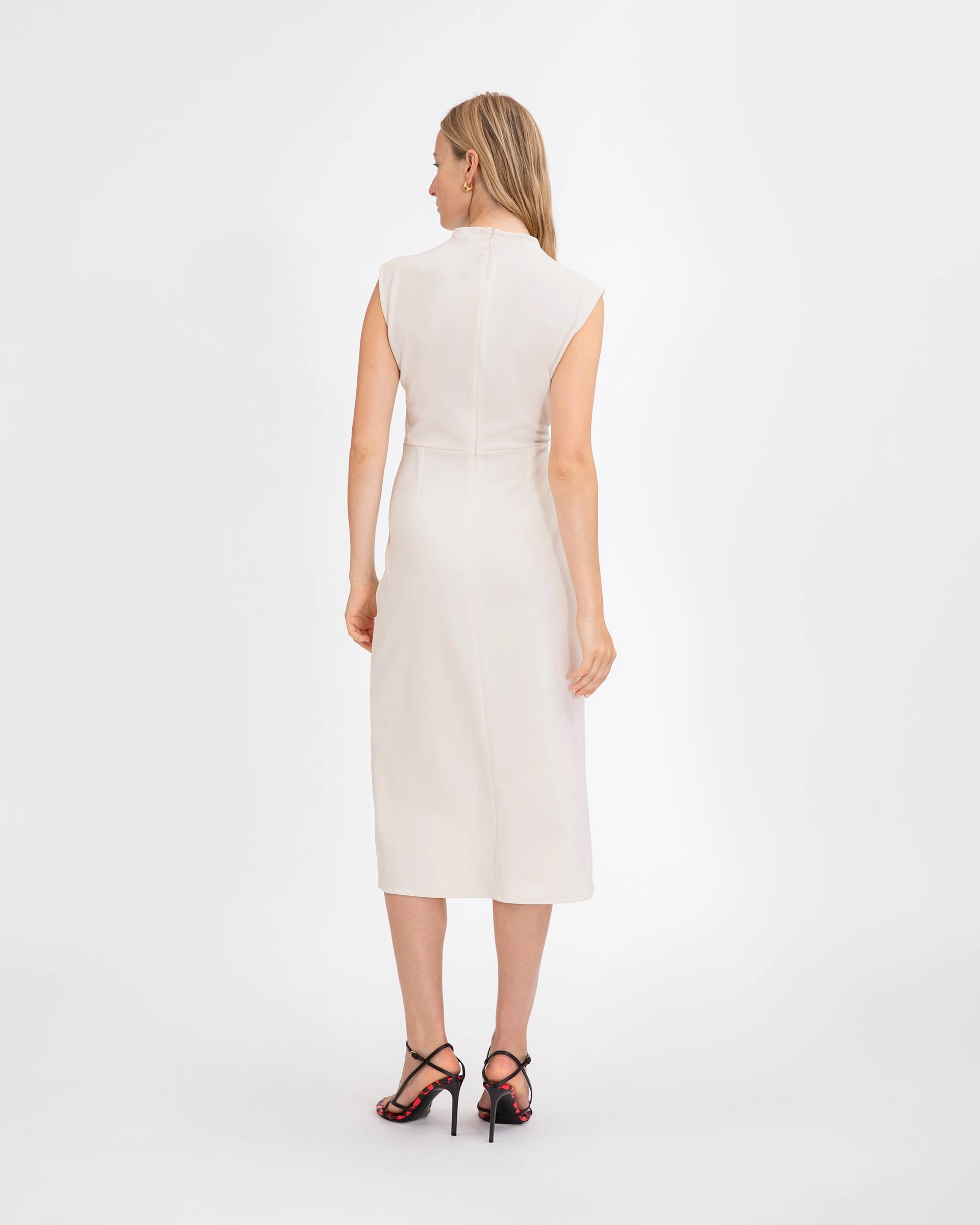 Robinella Dress Simple formal dress Airy Movement