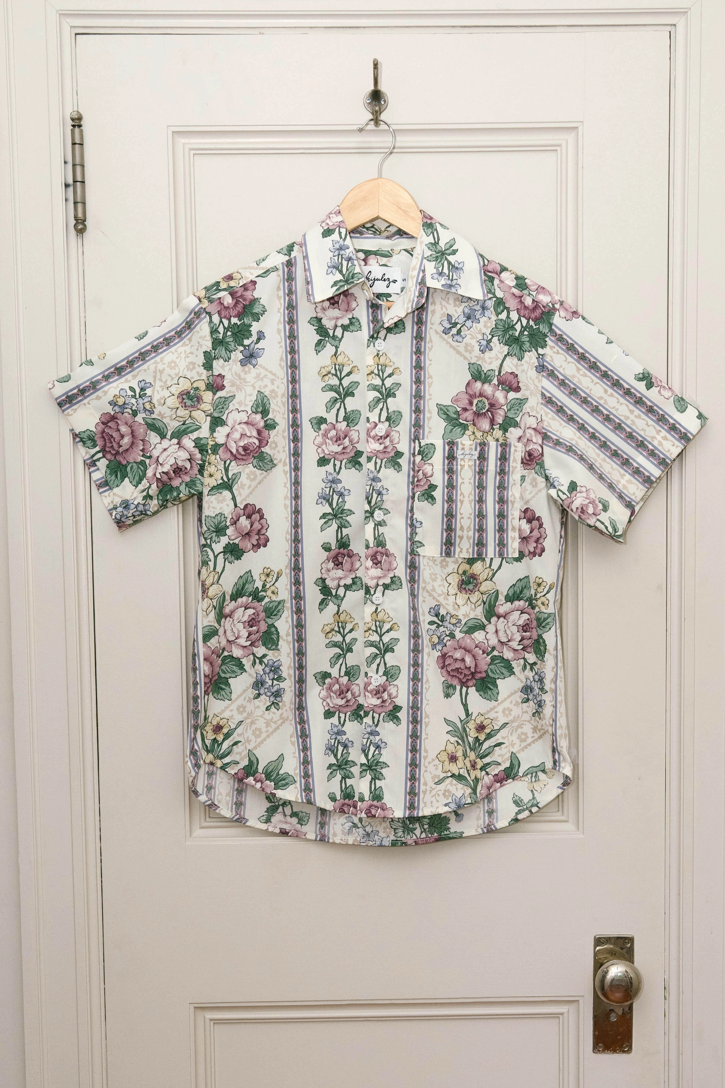 Trev Button Down (Size S) Tear Resistant Weave Sporty Design