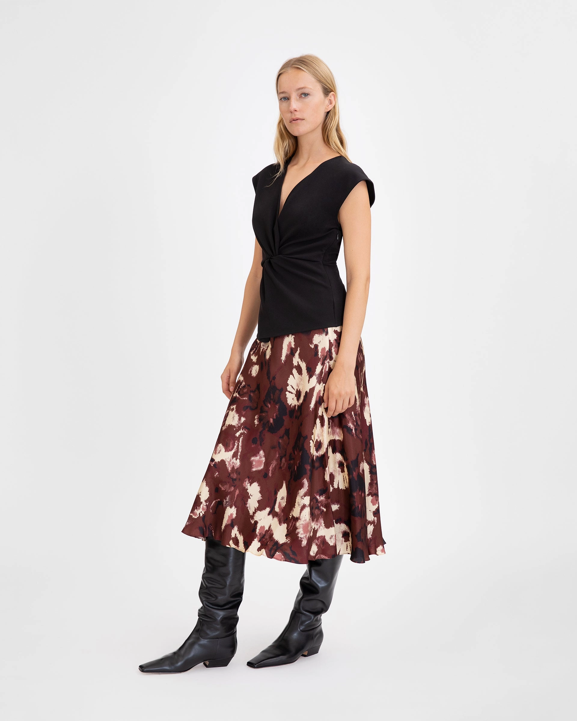 Alyssa Top Hydrophobic Threadwork