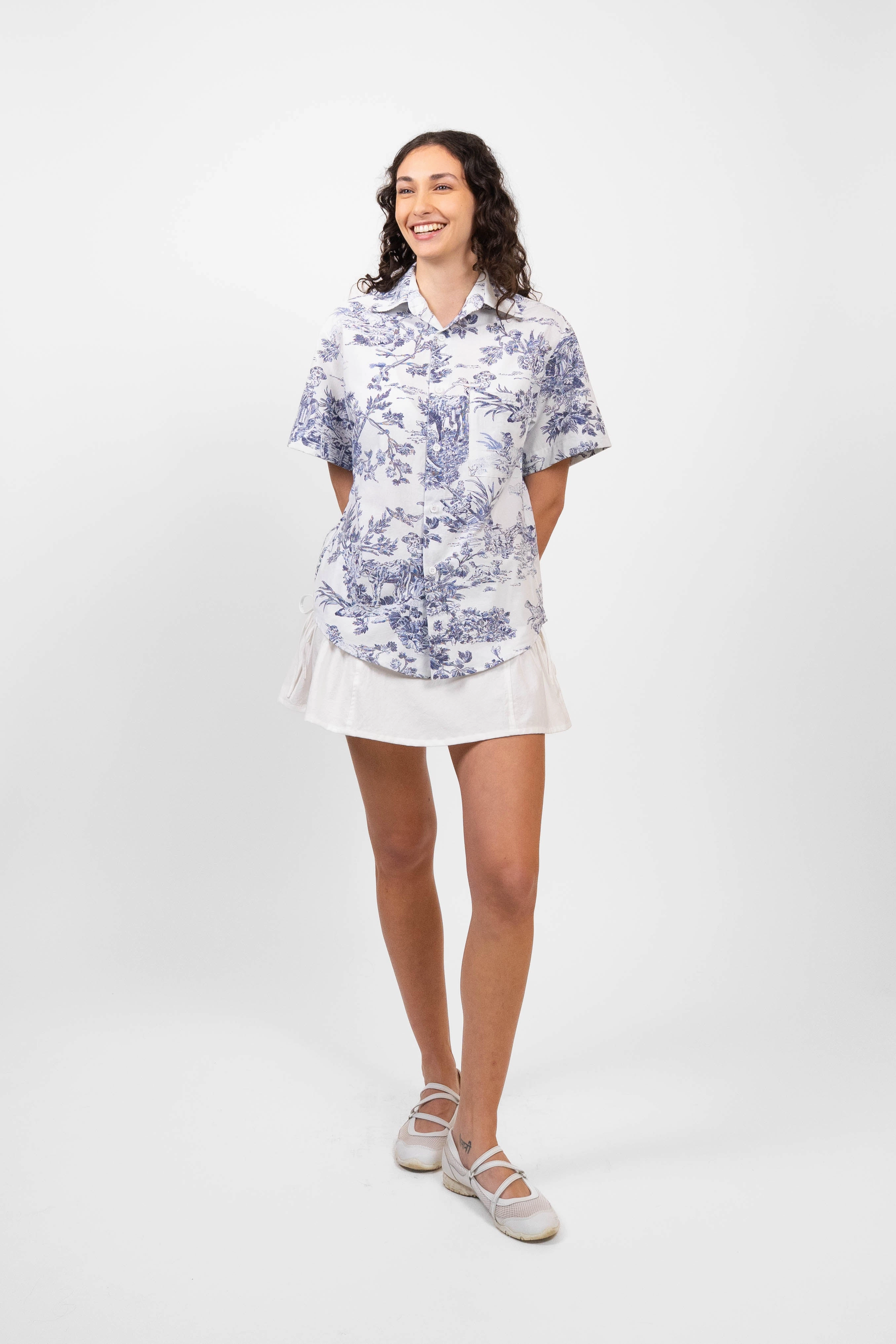 Soft Touch Blend HiddenZipper Trev Button Down (Sizes S, M)