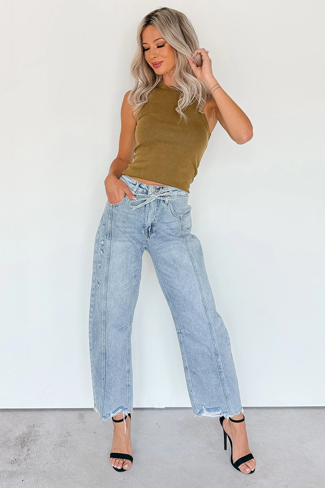 Light wash TaperedLeg Solara High Rise Waist Tie Saige Denim Barrel Jeans (Light Wash)