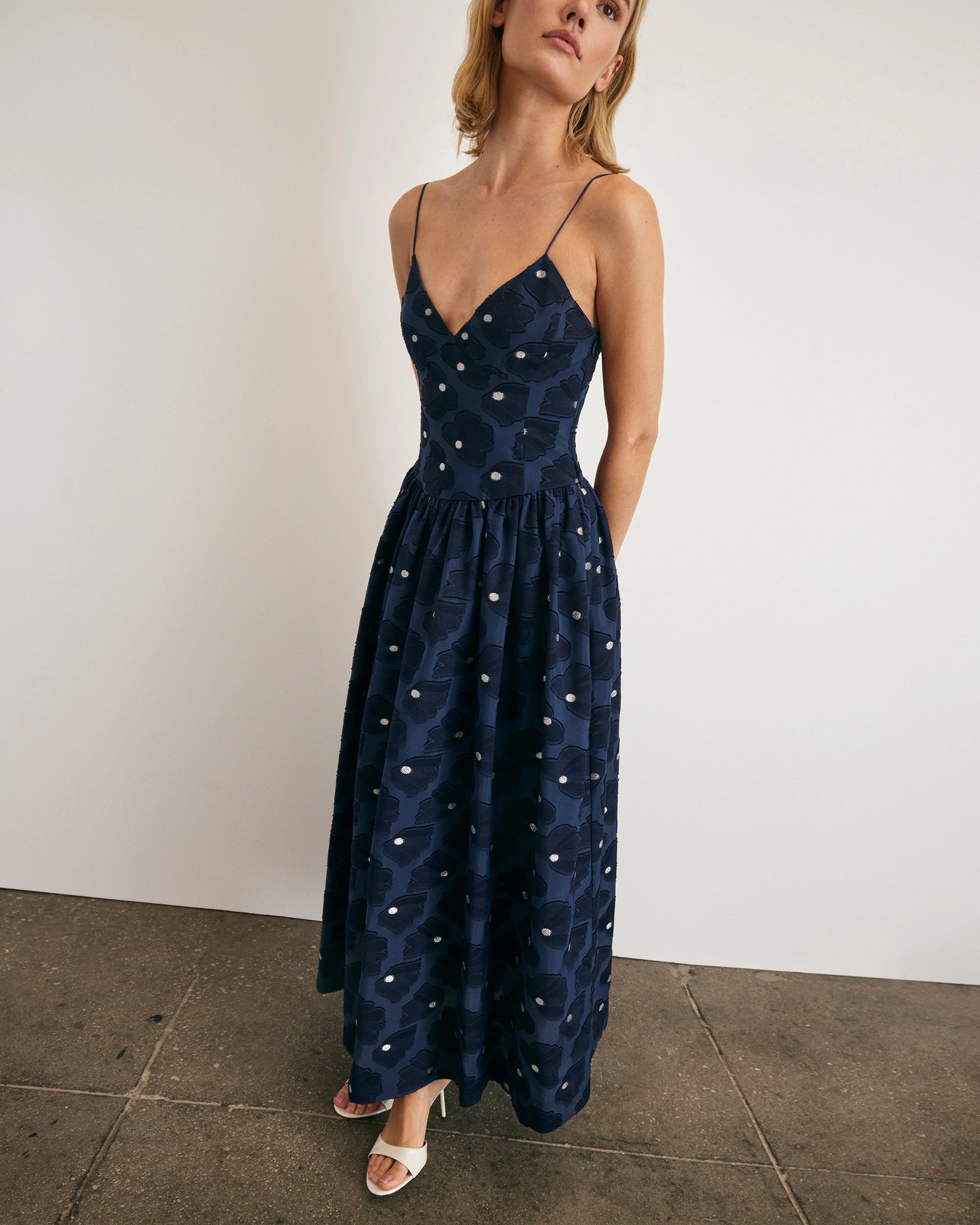 Serena Dress Urban Motion