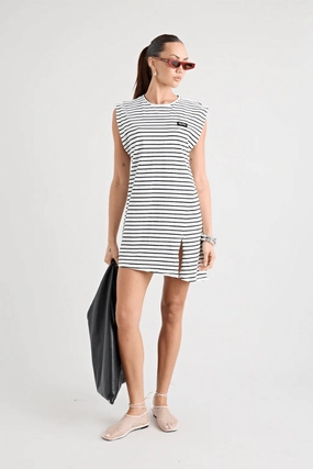 Sorrentino Dress White Black All-Day Fit Calm Drape