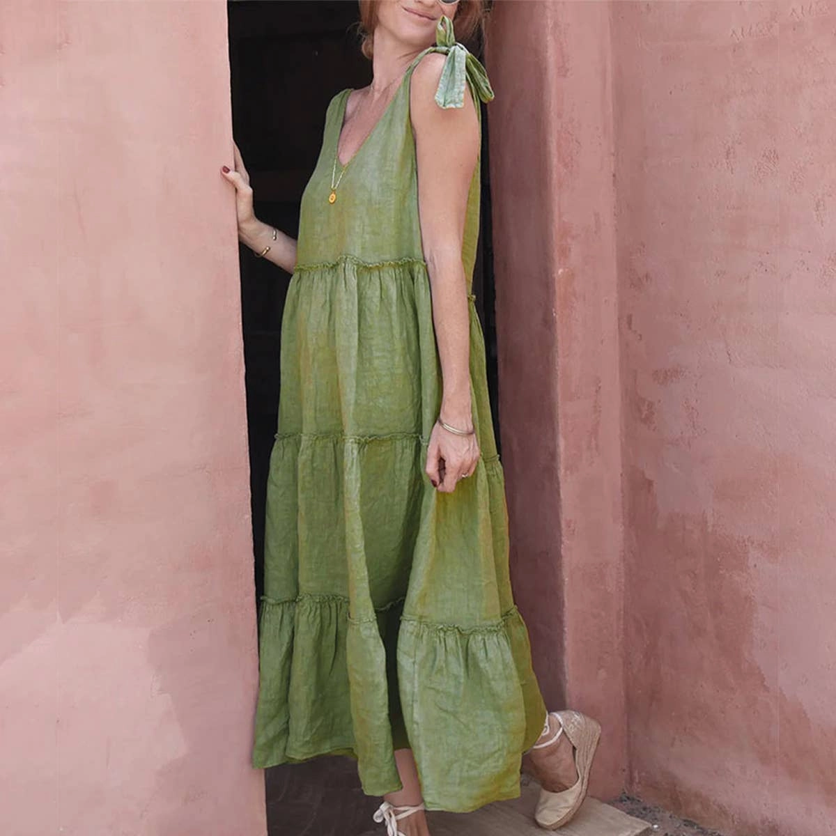 Social Charm Limited-Edition COTTON AND LINEN SLEEVELESS DRESS_CWDMD1544