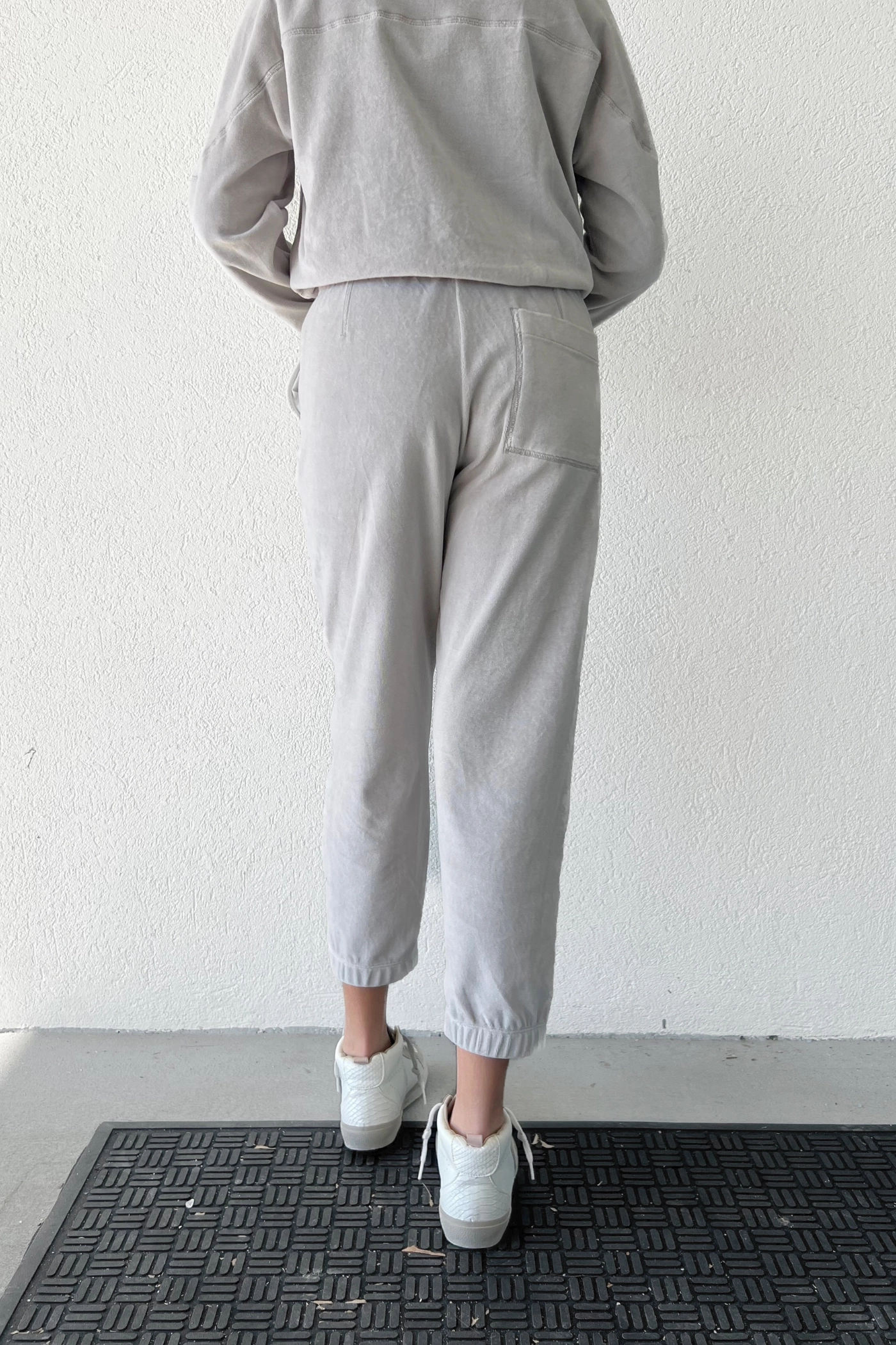 ASHLEY VELVET JOGGERS LightweightInsulation Stable Shape