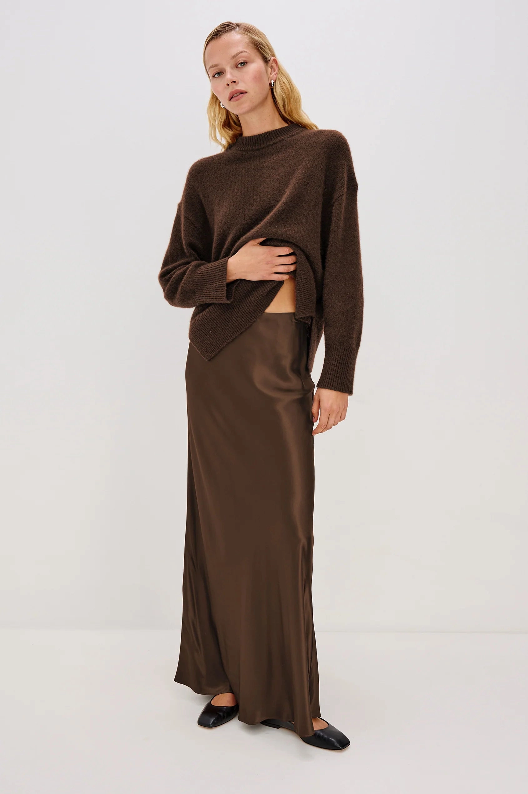 Fresh Aesthetic Rails Romina Skirt in Espresso