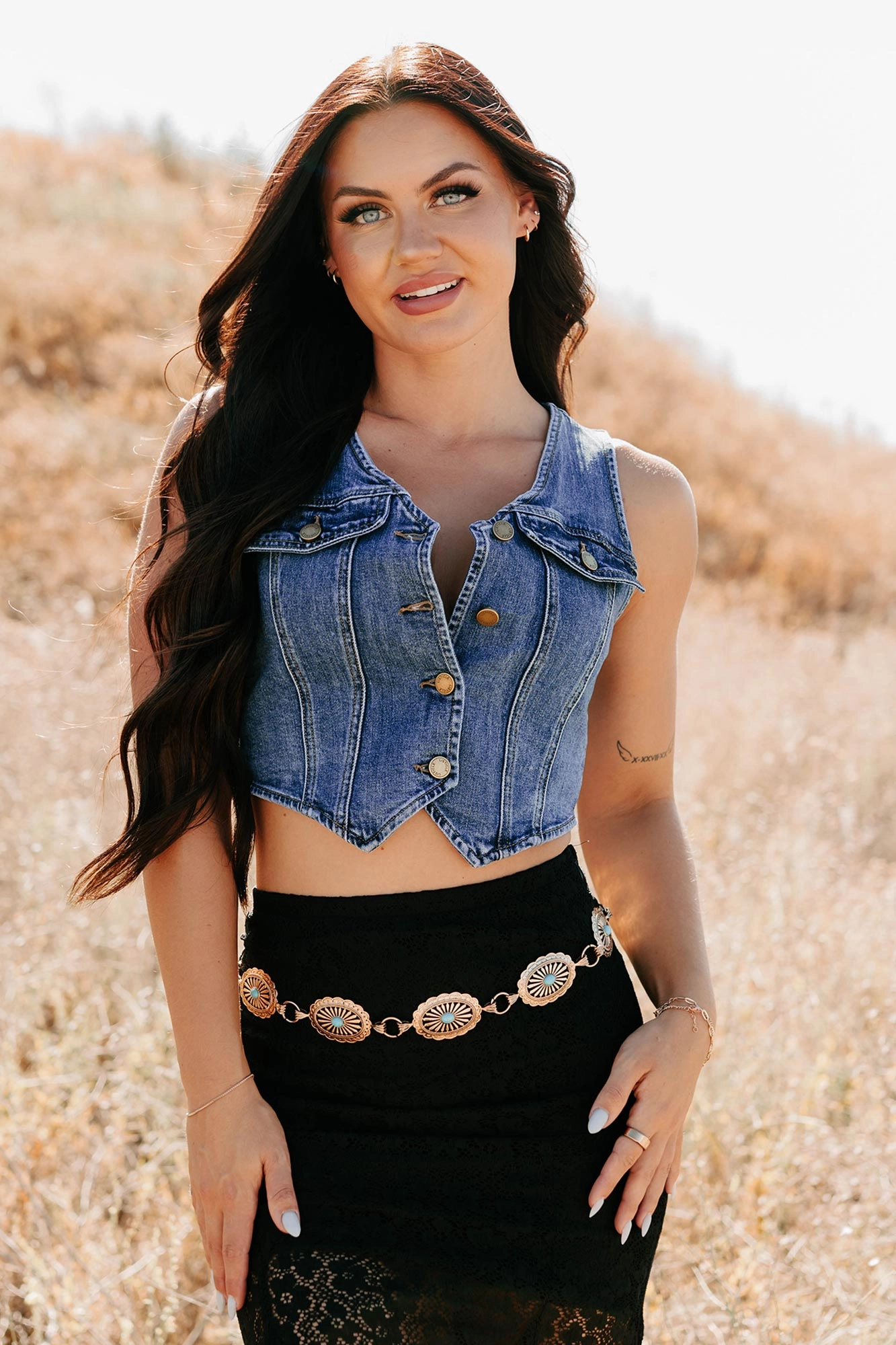 High Density Weave Downhome Darling Sleeveless Denim Vest (Blue Haze)