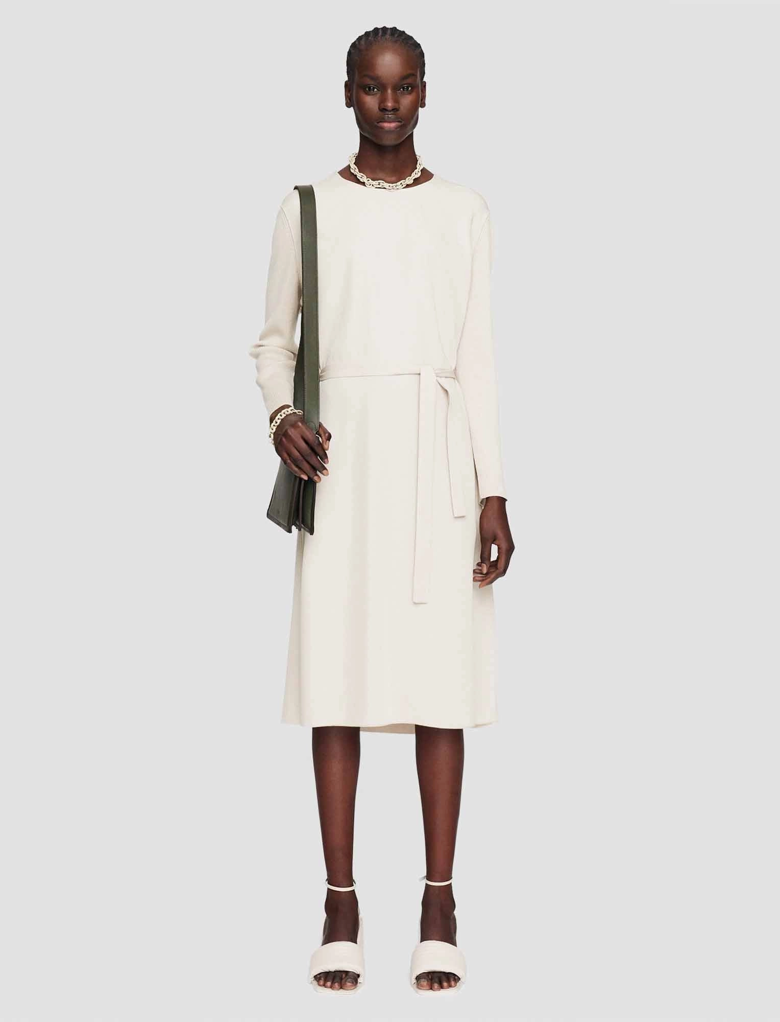 Fitted waist Feminine flowing piece Drapy Cady Didot Dress