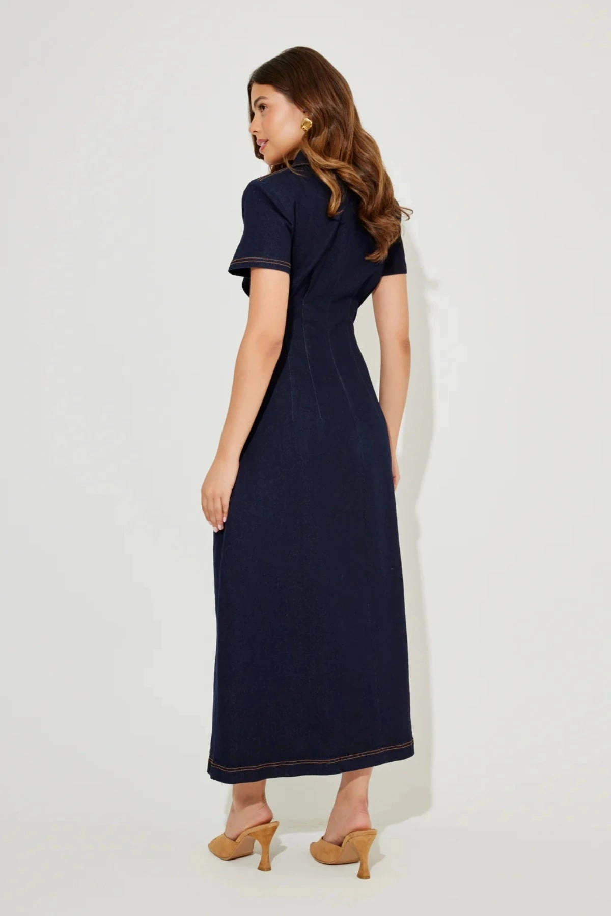 Blush Shade The Ultimate Muse Denim Collared Midi Dress Blue
